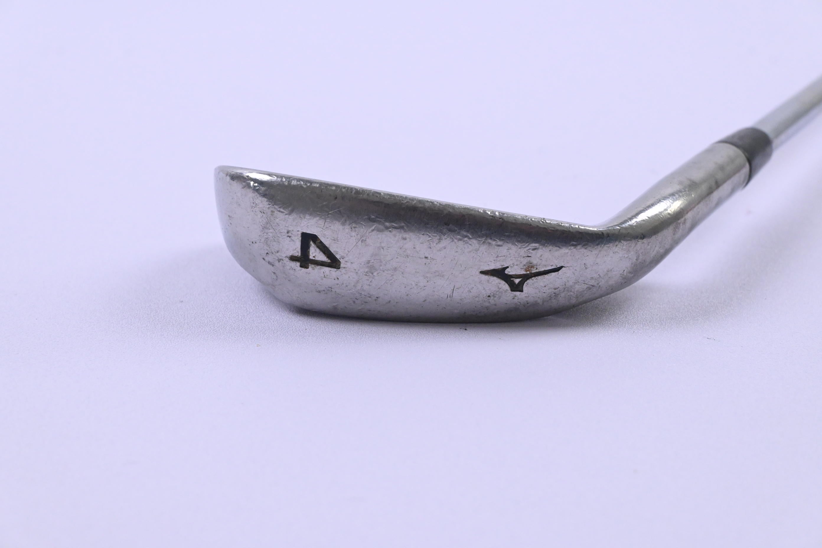 Mizuno MX-100 #4 Iron / 22 Degree / Regular Flex Mizuno MX-Lite Shaft