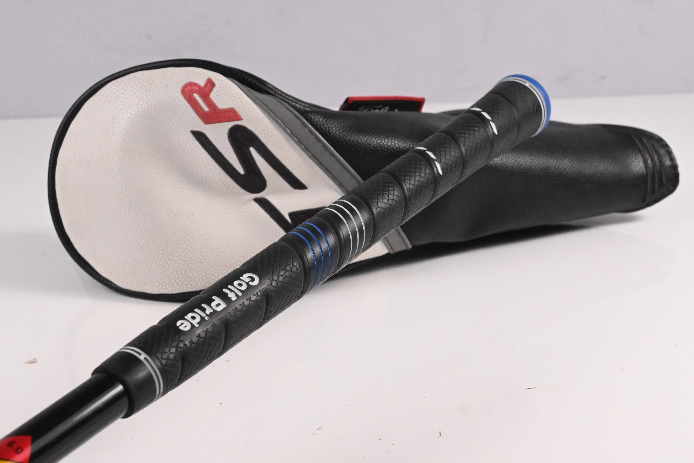 Titleist TSR2 #3 Wood / 15 Degree / Stiff Flex HZRDUS Black 70 Shaft