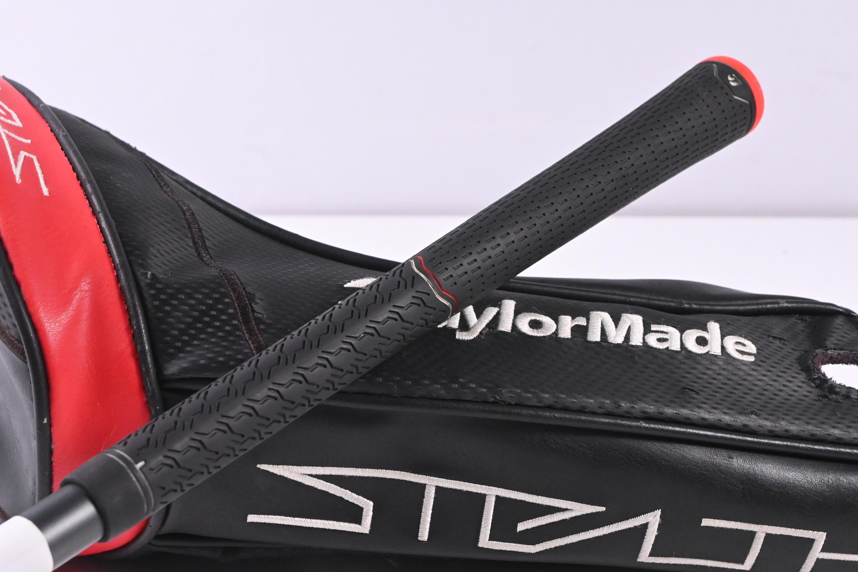 Taylormade Stealth Driver / 9 Degree / Stiff Flex Hzrdus Smoke Black 70 Shaft