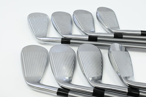 Callaway Quantum Max Irons / 4-PW+AW / Regular Flex Denali Frost Silver 60