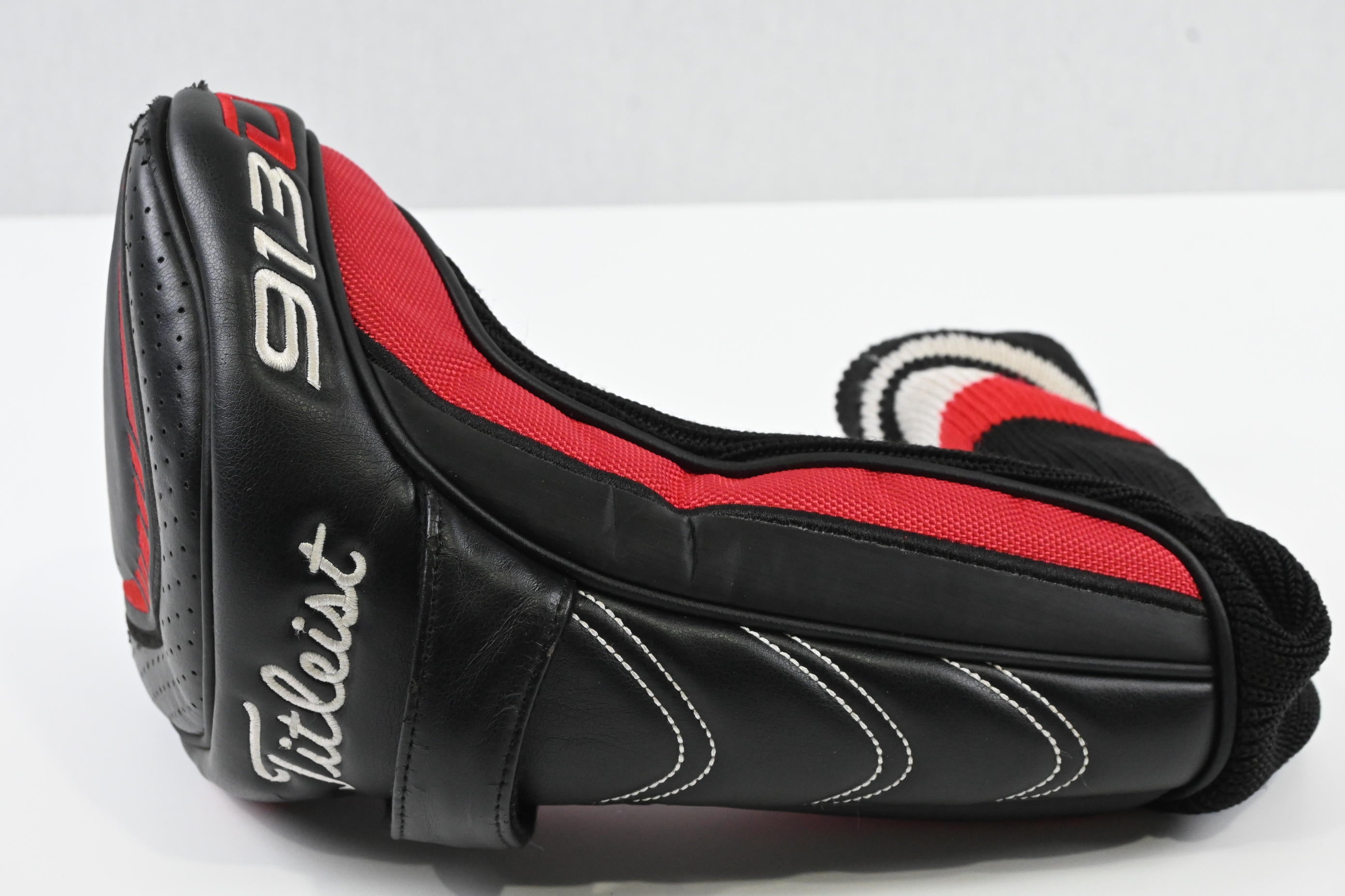 Titleist 913 D3 Driver / 10.5 Degree / Stiff Flex Diamana S+ Blue 62