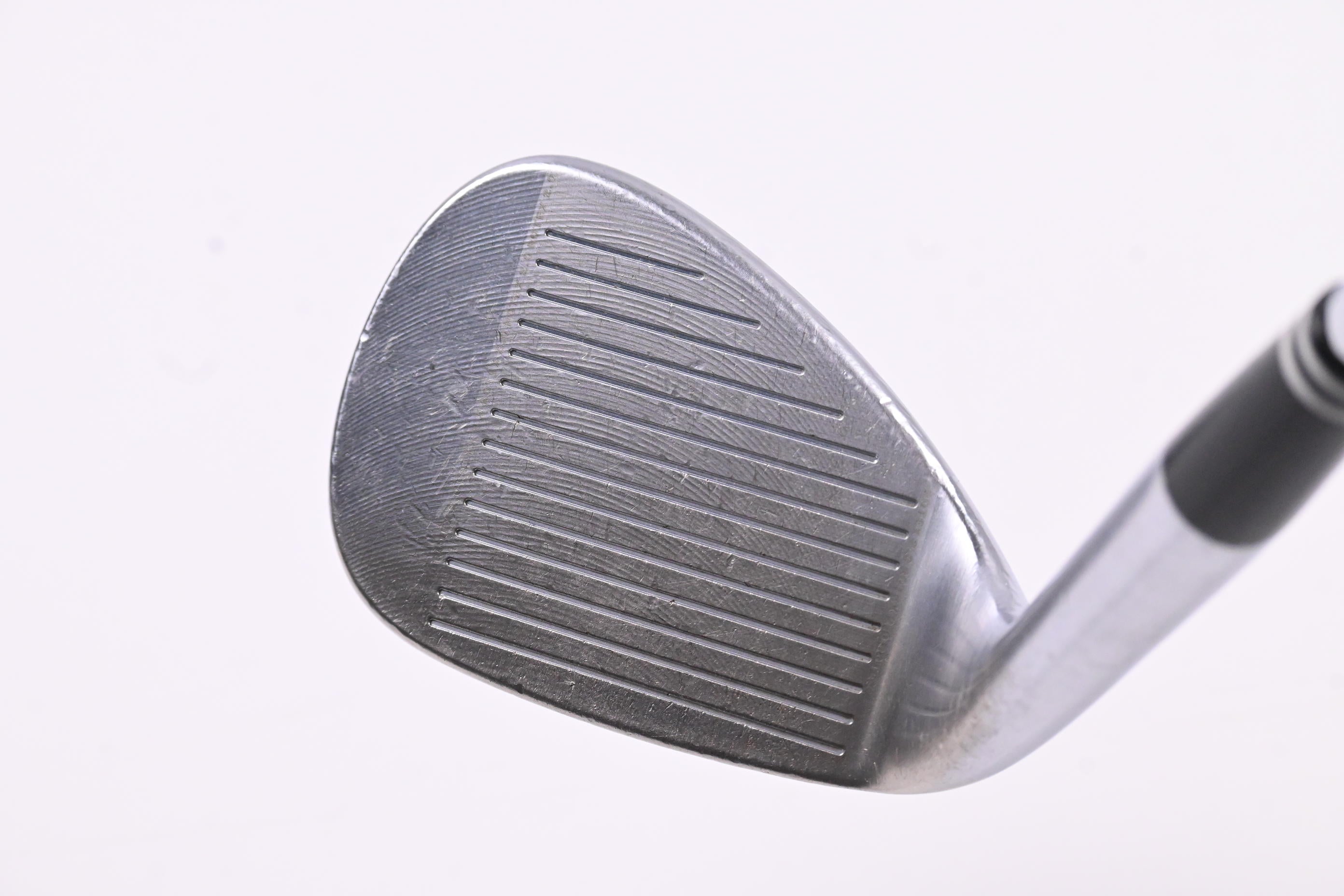 Cleveland 588 RTX 2.0 Sand Wedge / 56 Degree / Wedge Flex Dynamic Gold Shaft