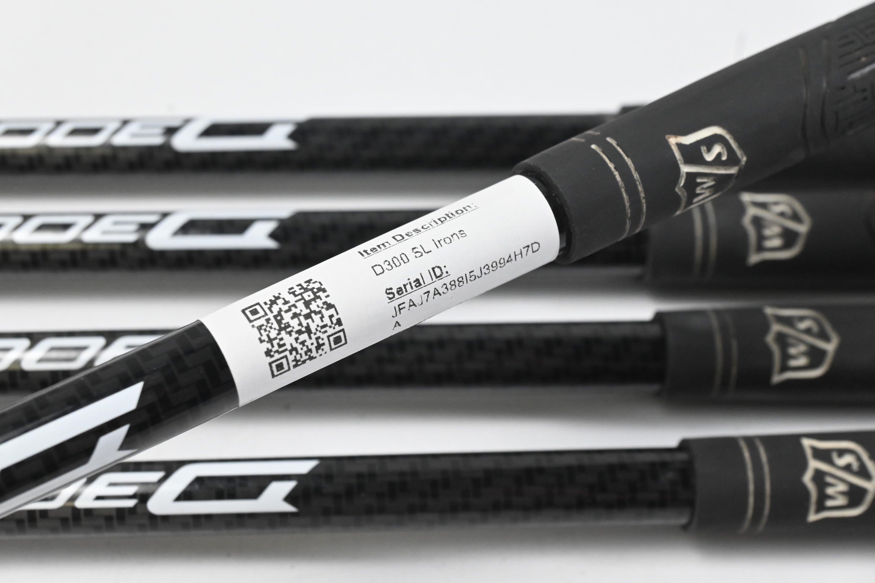 Wilson D300 SL Irons / 5-9i / Regular Flex Wilson D300 Superlight Shafts