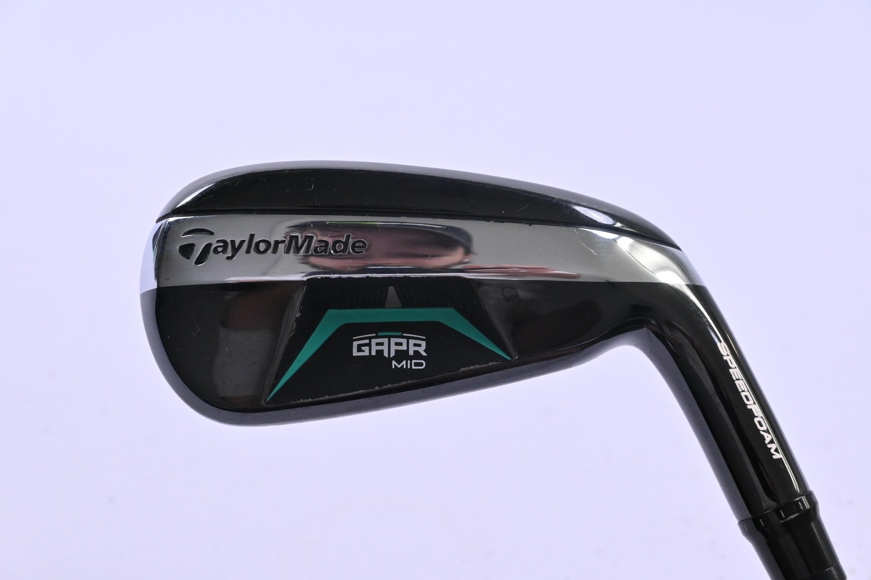 Taylormade GAPR Mid #3 / 18 Degree / Regular Flex KBS Hybrid 70 Shaft