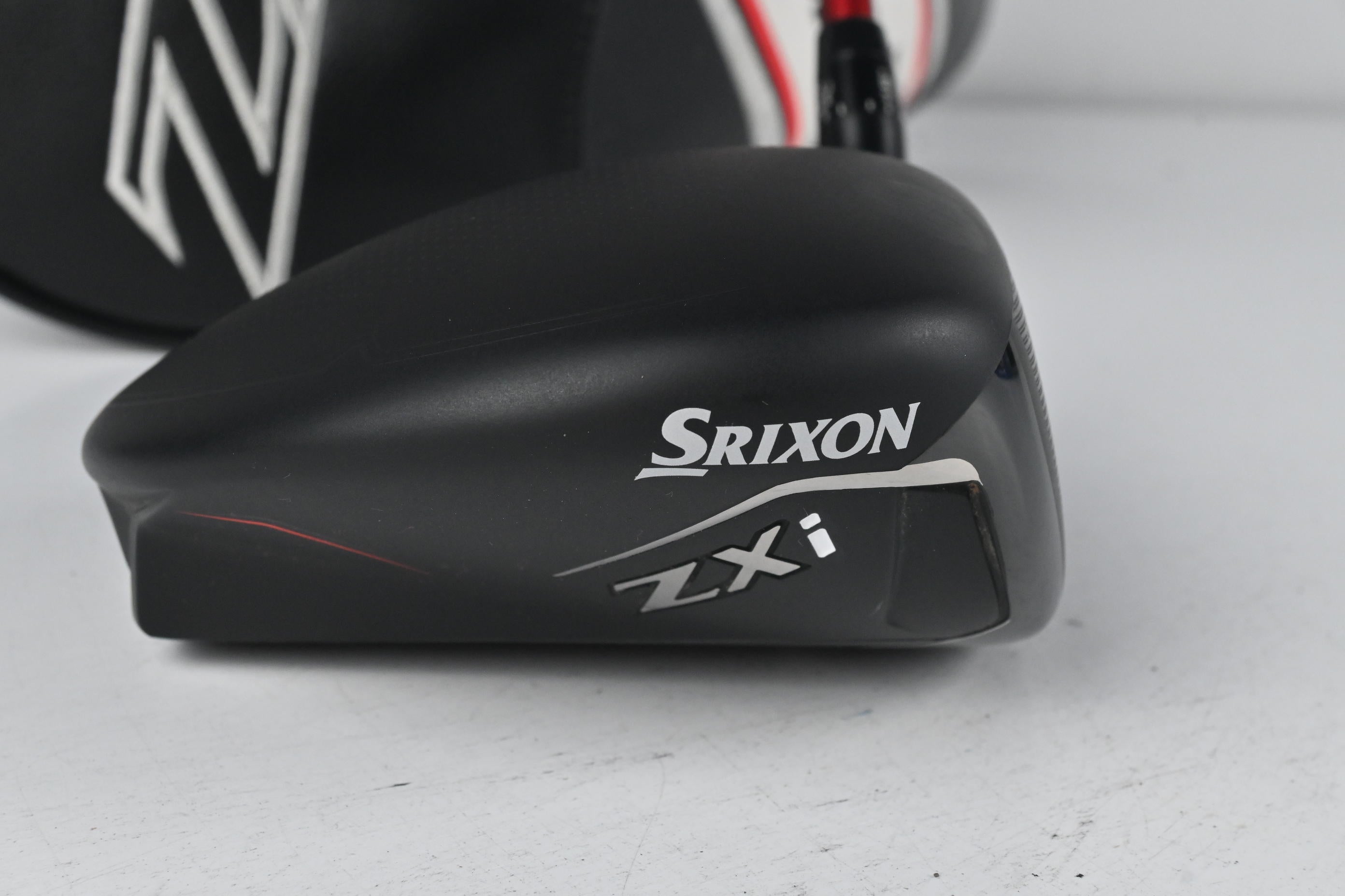 Srixon ZXi Max Driver / 10.5 Degree / Regular Flex Denali Red 50 Shaft