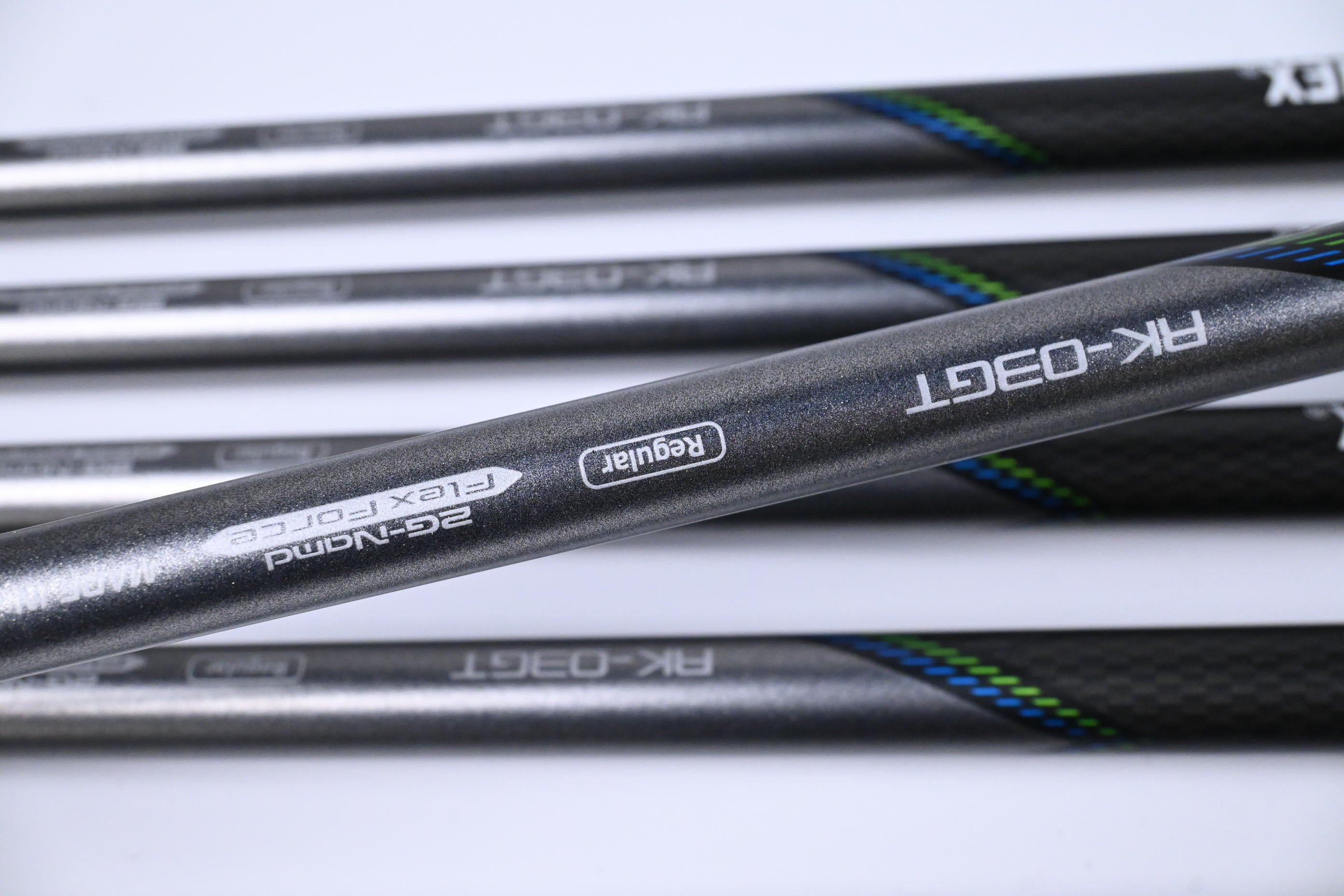 Left Hand Yonex Ezone GT 2022 Irons / 7-PW+GW+SW / Regular Flex Yonex RK-03GT