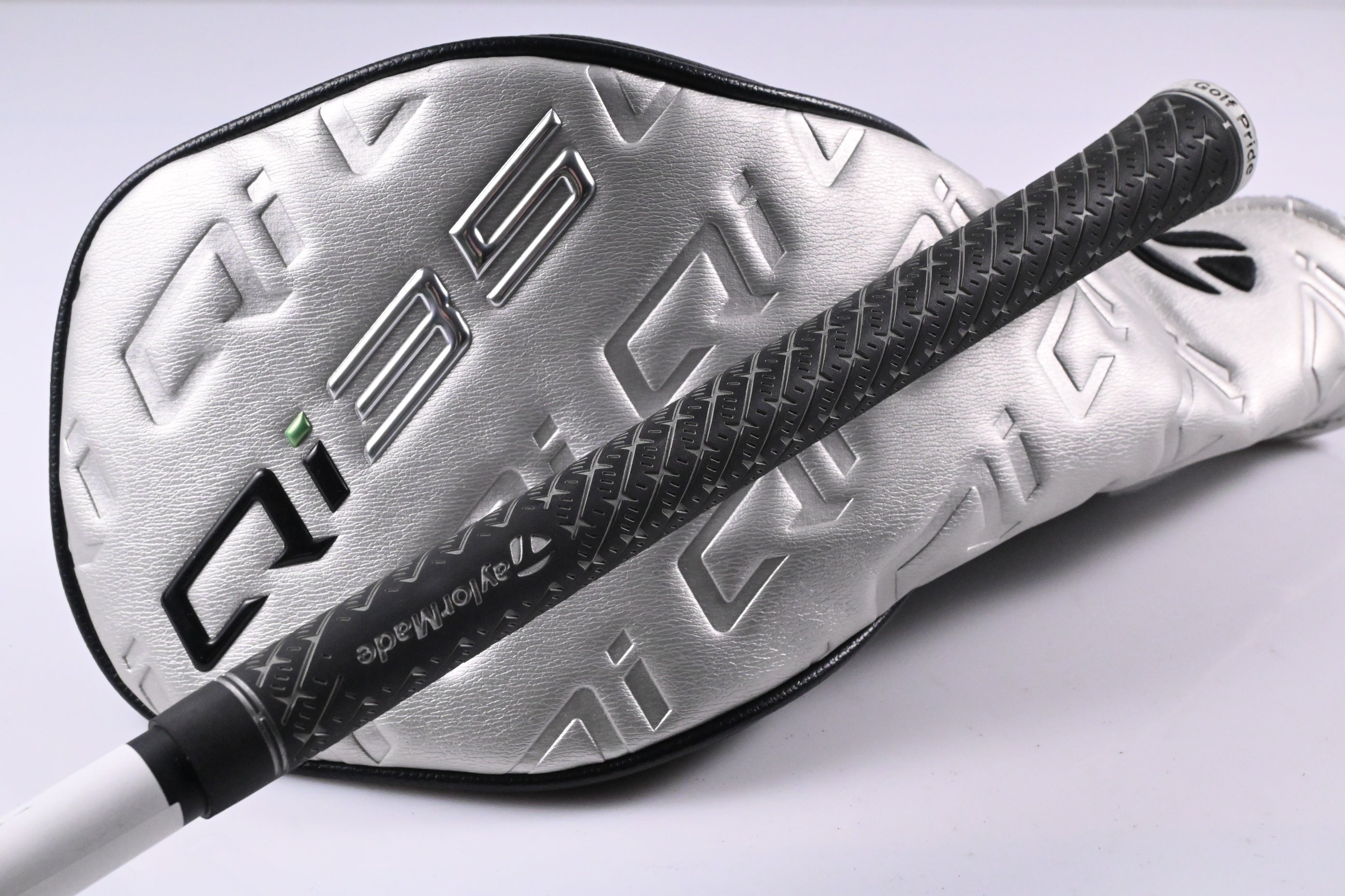 Taylormade Qi35 Max Lite Driver / 12 Degree / Senior Flex Vanquish 4 Shaft
