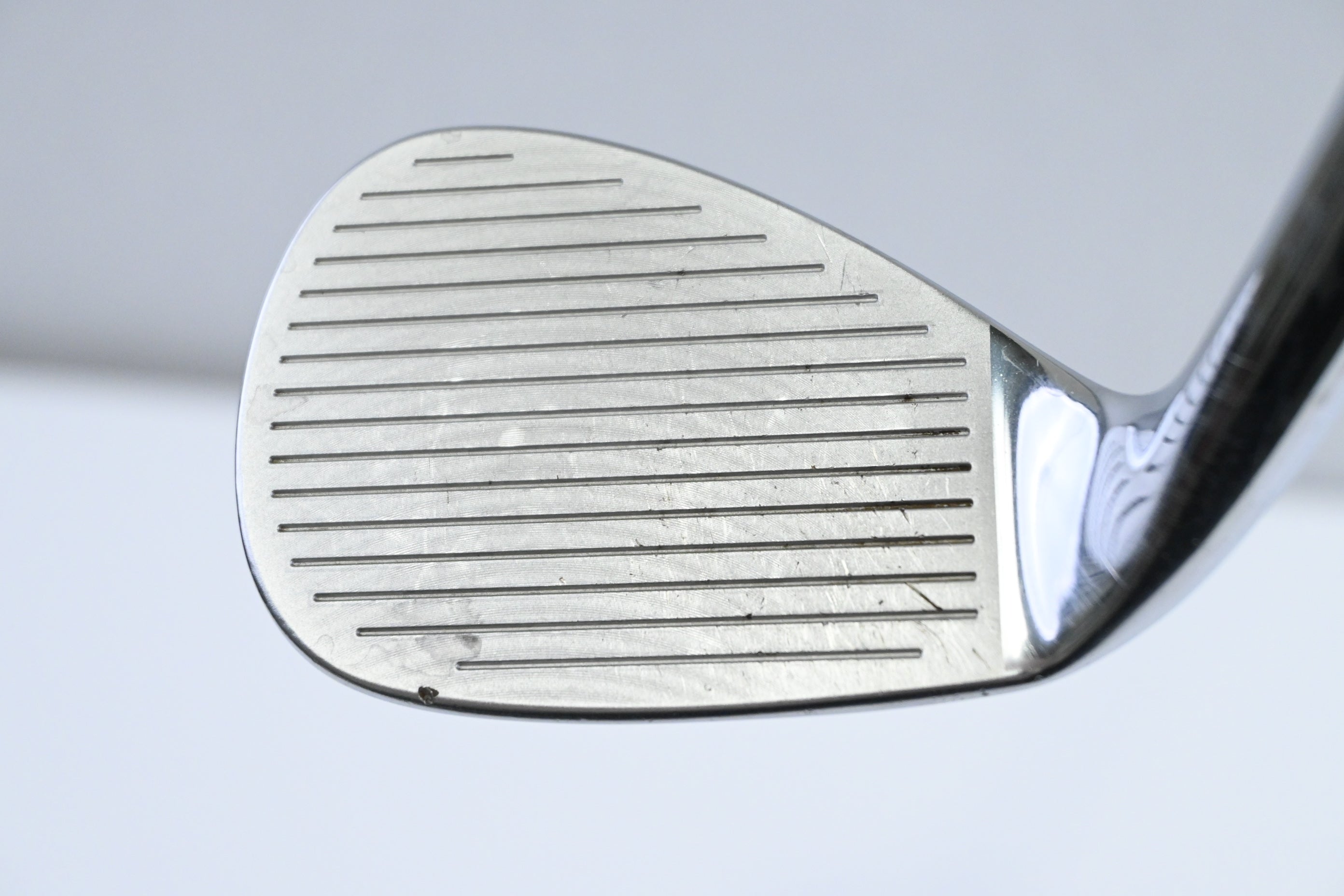 Cobra King Snakebite 2021 Sand Wedge / 56 Degree / Stiff Flex KBS Hi-Rev 2.0 125