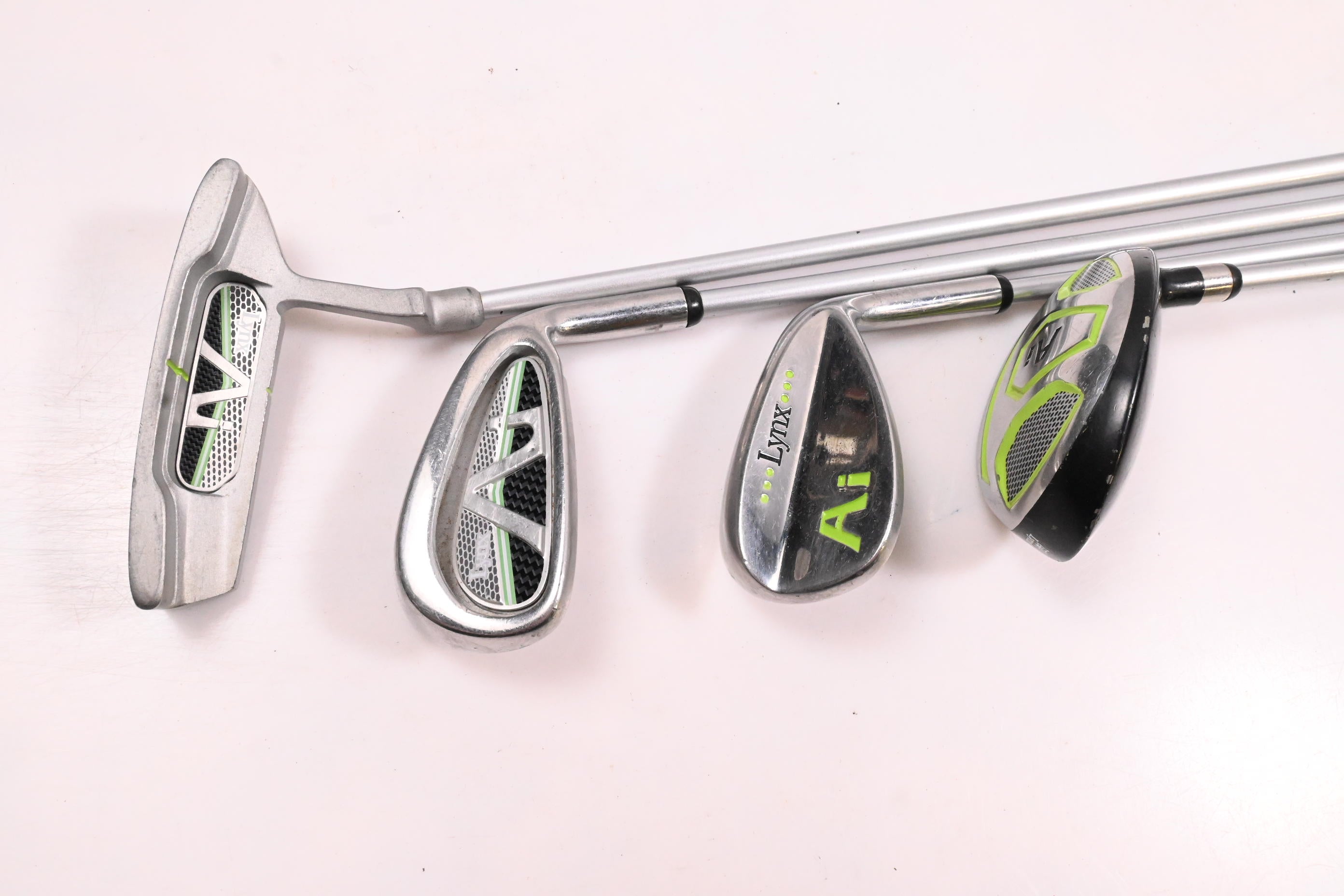 Junior Lynx Ai Package Set / Wood, Hybrid, Irons, Putter, Bag