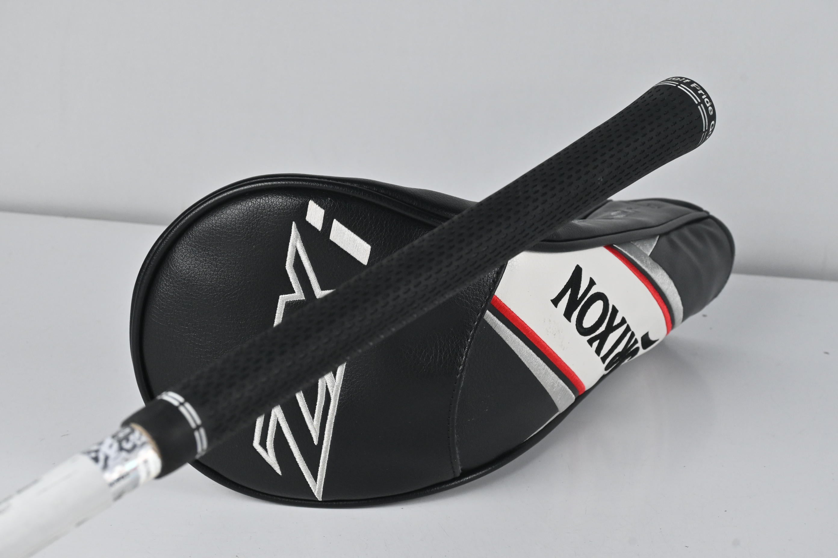 Srixon ZXi Max Driver / 10.5 Degree / Regular Flex Denali Red 50 Shaft