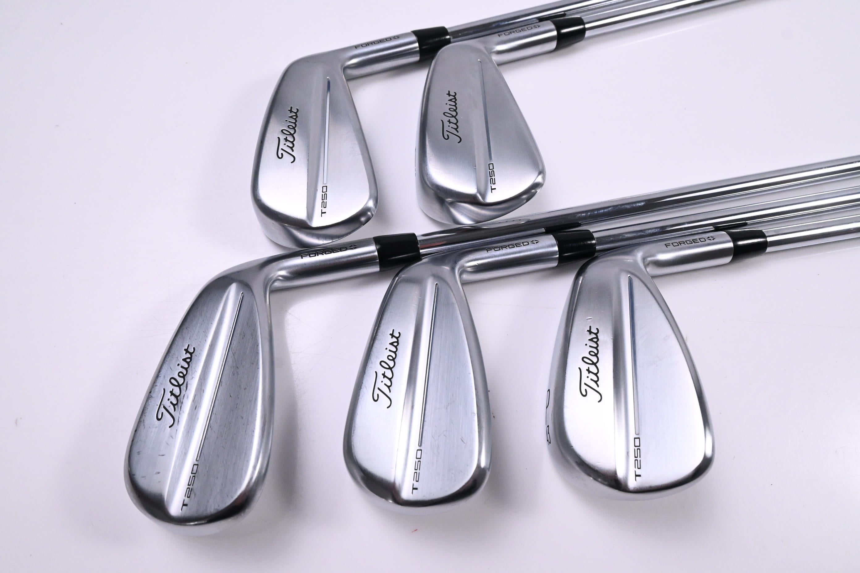Titleist T250 2025 Irons / 6-PW / Regular Flex AMT Red Shaft