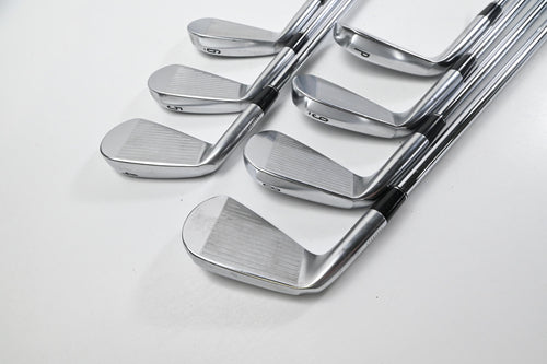 Srixon ZXi7 Irons / 4-PW / Stiff Flex N.S.Pro Modus3 Tour105 Shafts