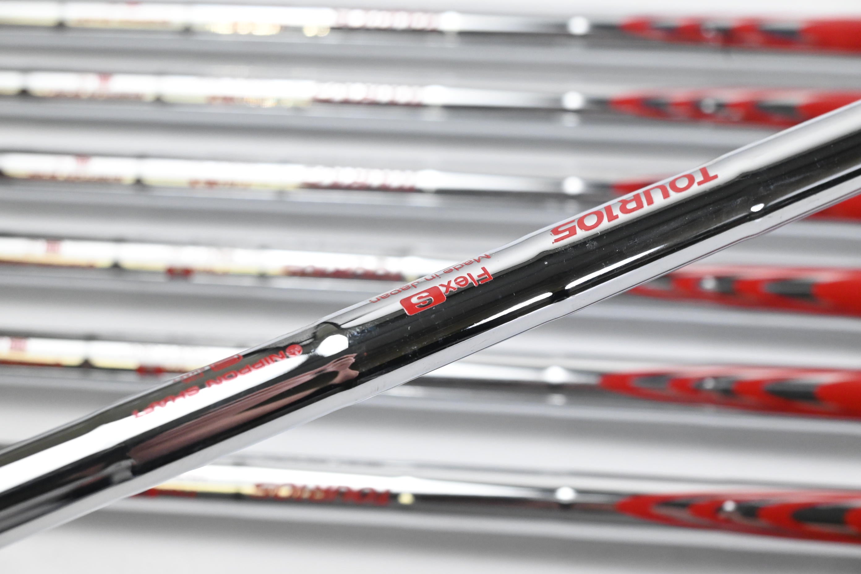Srixon ZXi7 Irons / 4-PW / Stiff Flex N.S.Pro Modus3 Tour105 Shafts