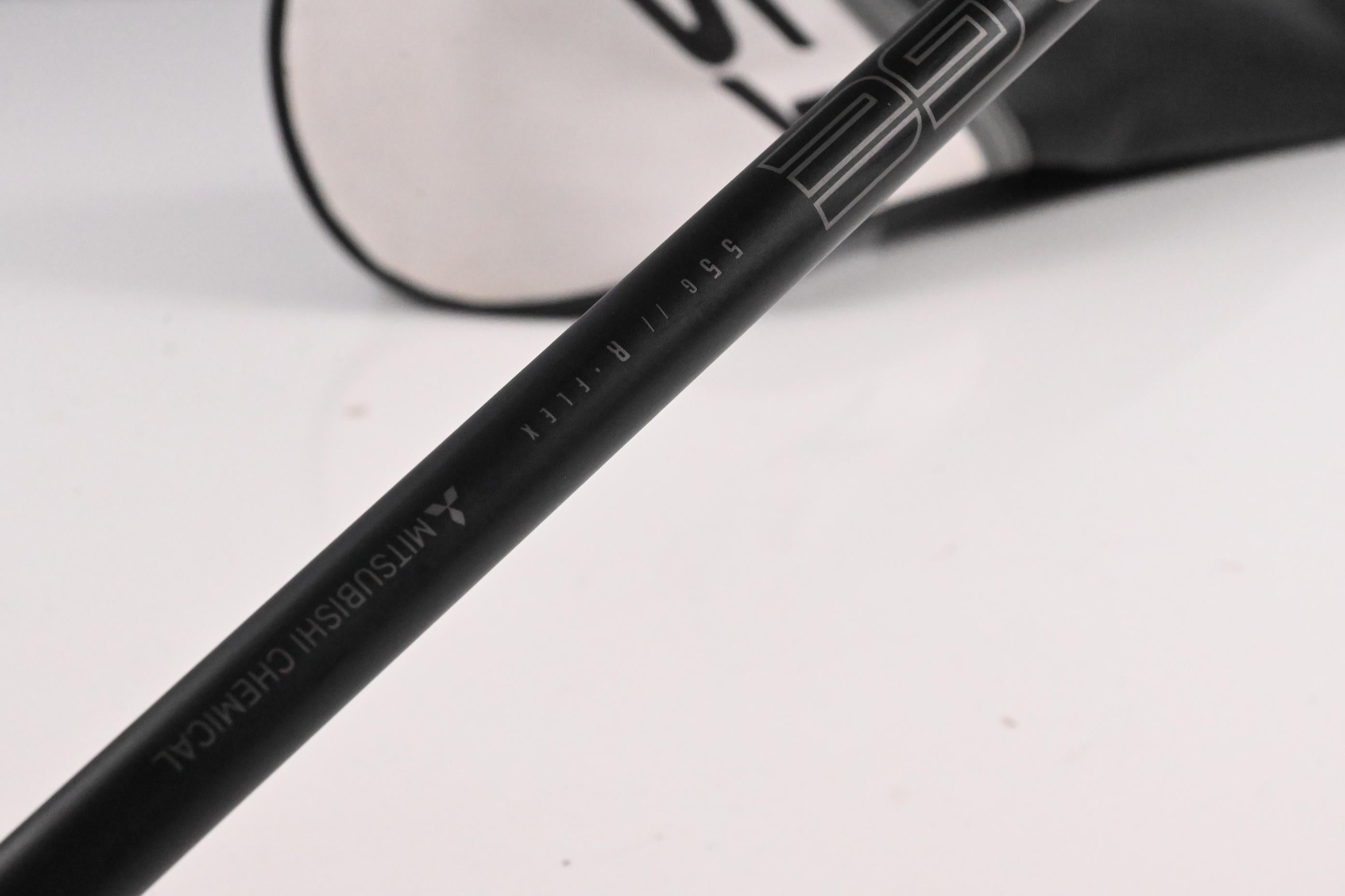 Titleist TSR2 #3 Wood / 15 Degree / Regular Flex Kuro Kage Black TiNi 55 Shaft