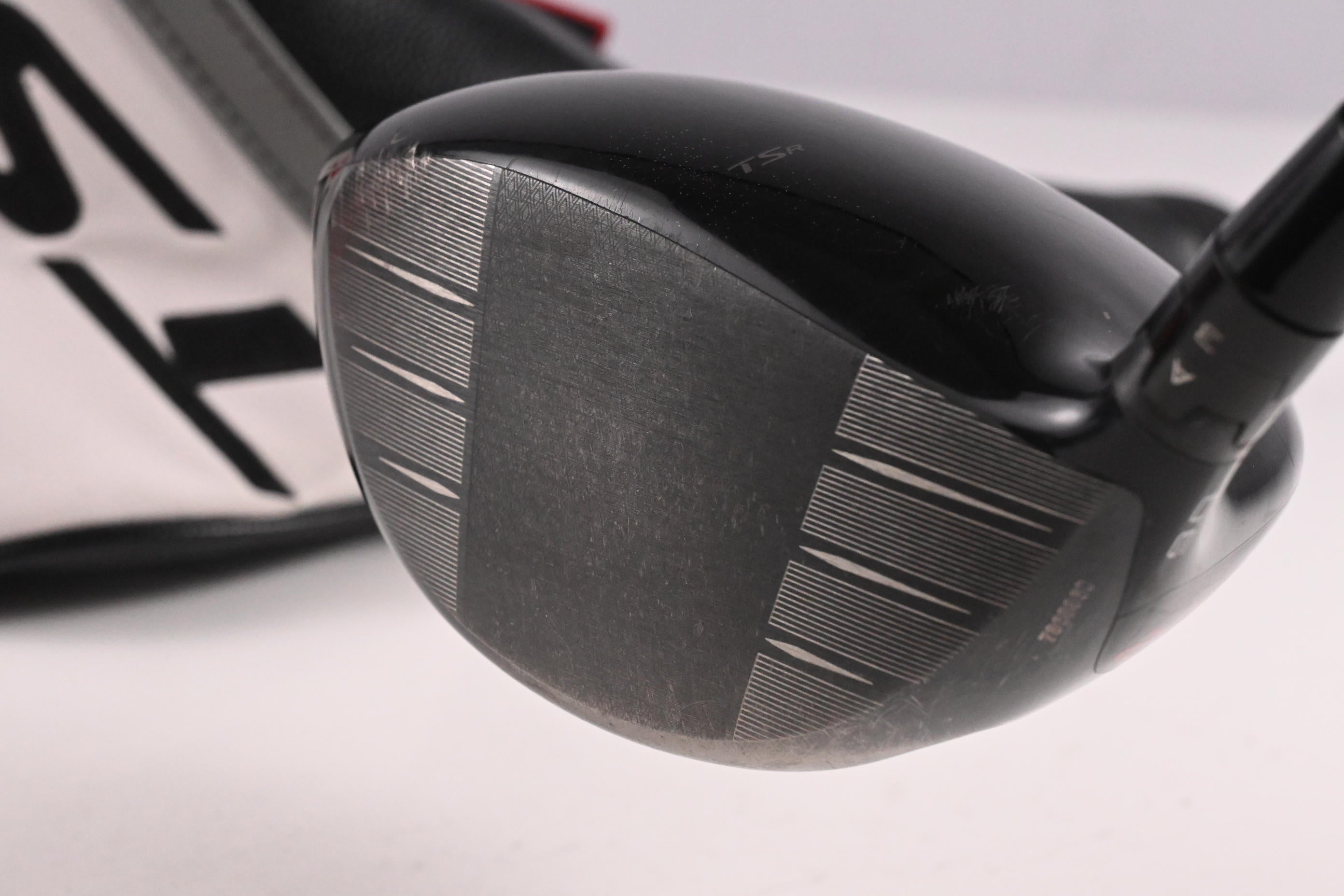 Titleist TSR2 Driver / 9 Degree / Stiff Flex HZRDUS Gen4 Black 70 Shaft