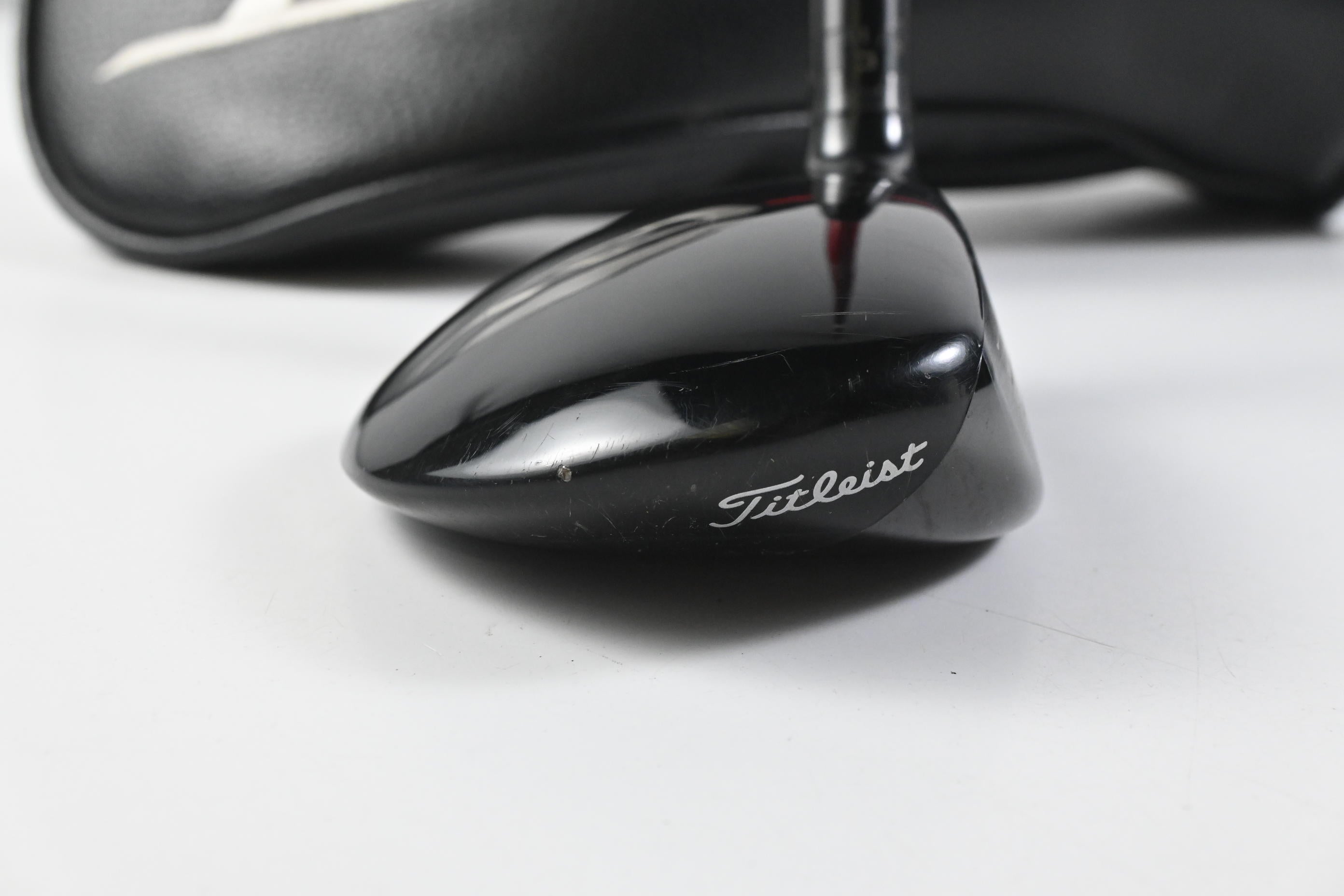 Titleist GT2 #5 Wood / 18 Degree / Regular Flex Denali Red 60 Shaft