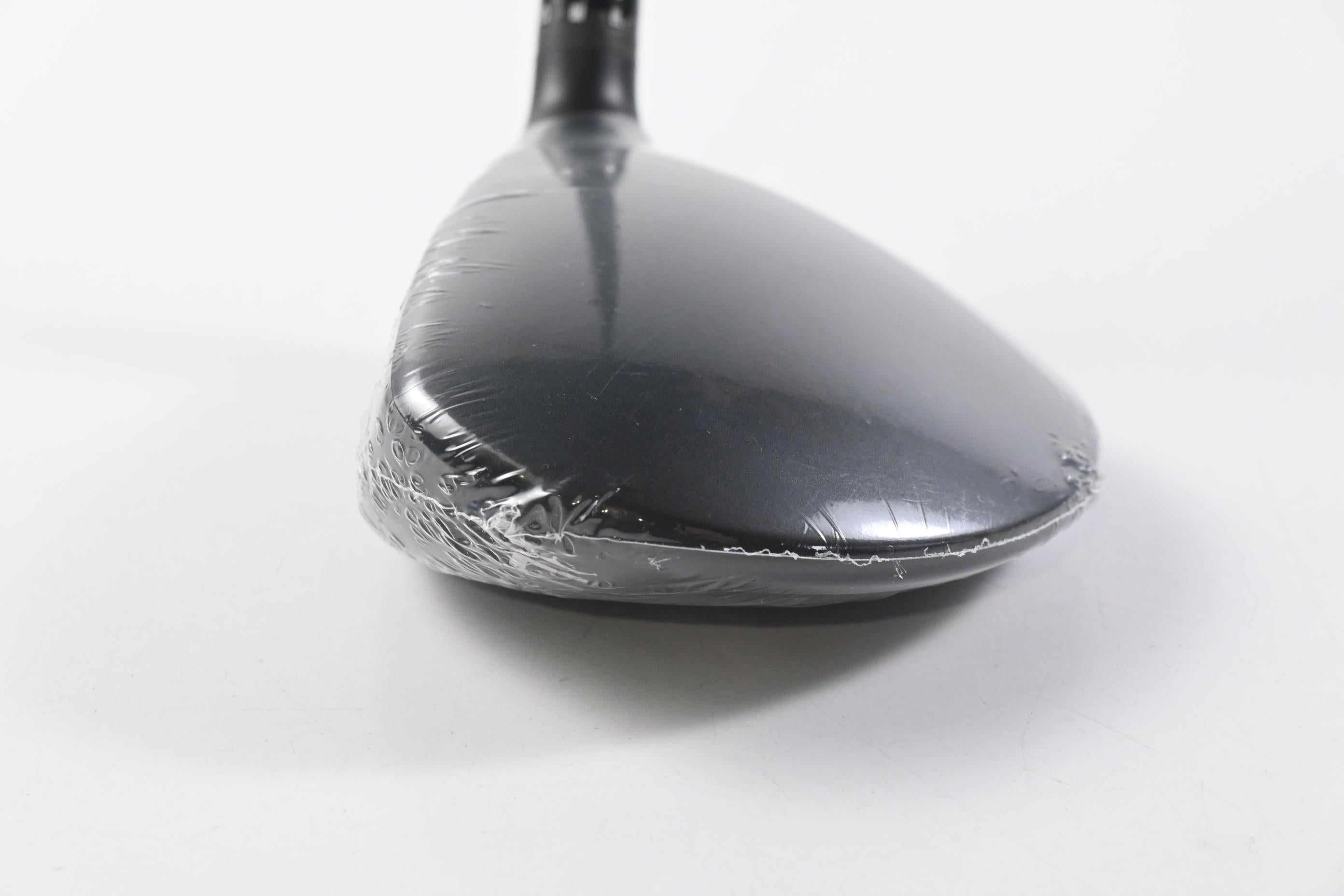 Left Hand Cobra OPTM X #3 Wood / 15 Degree / Regular Flex Kai'li Red Dark Waves