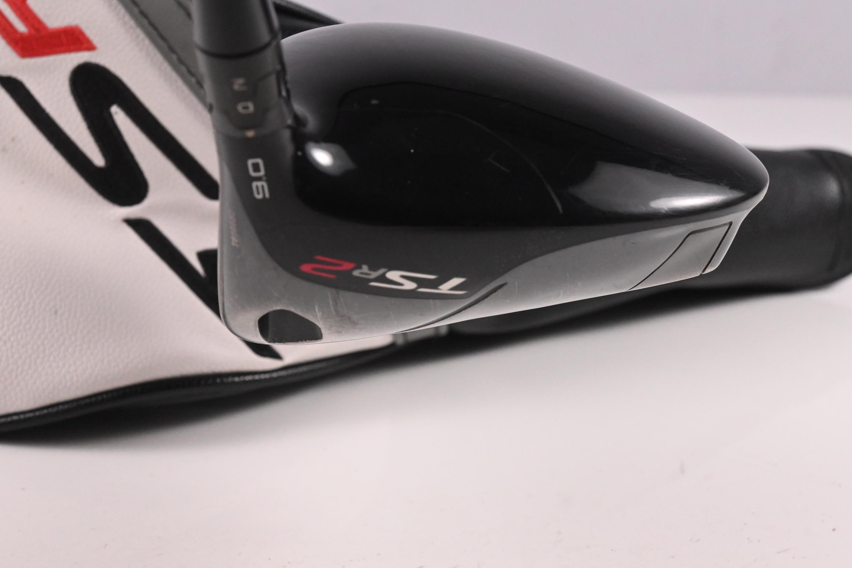 Titleist TSR2 Driver / 9 Degree / Stiff Flex HZRDUS Gen4 Black 70 Shaft