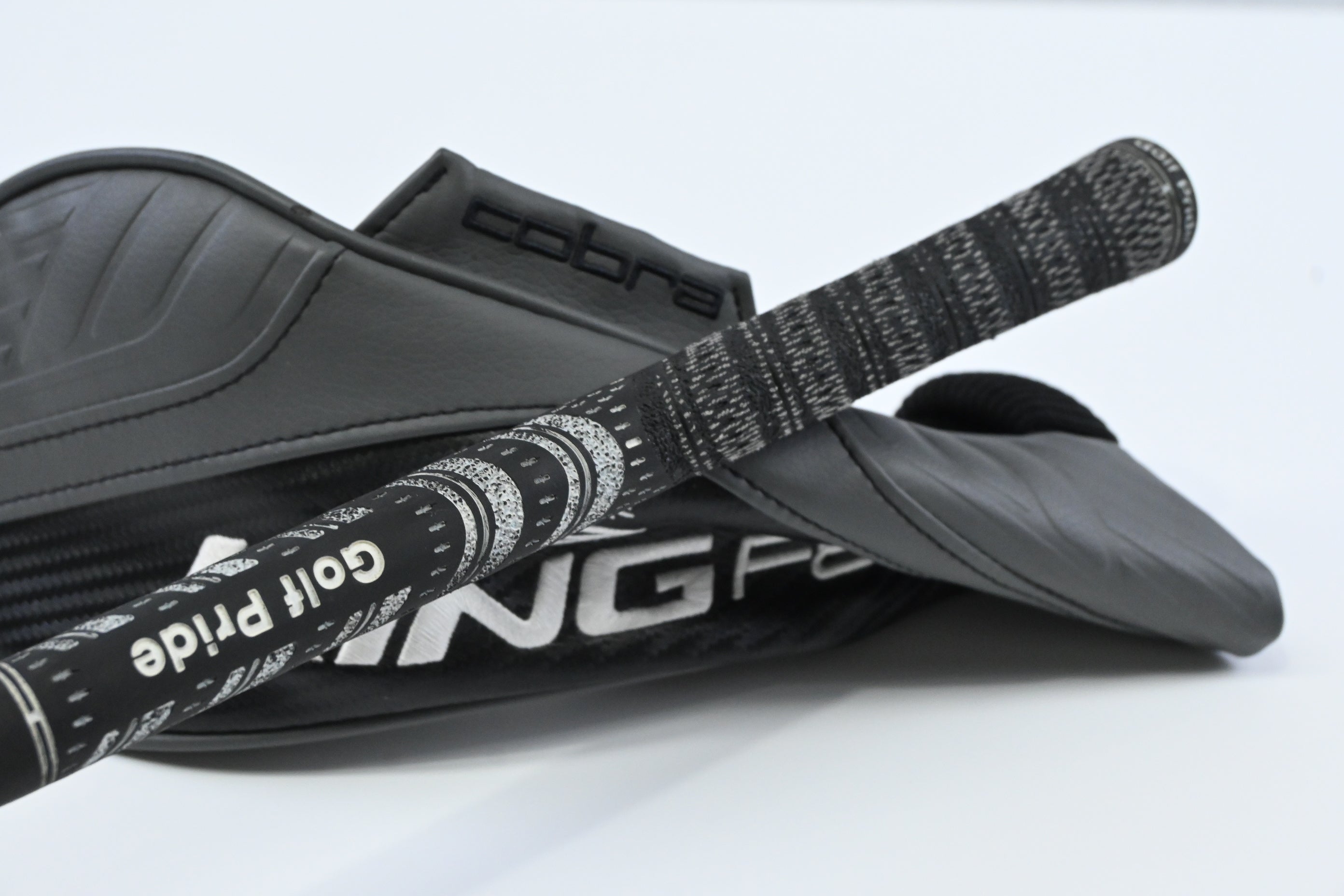 Cobra King F8 #3-4 Wood / 13-16 Degree / Stiff Flex HZRDUS Smoke Black 70 Shaft