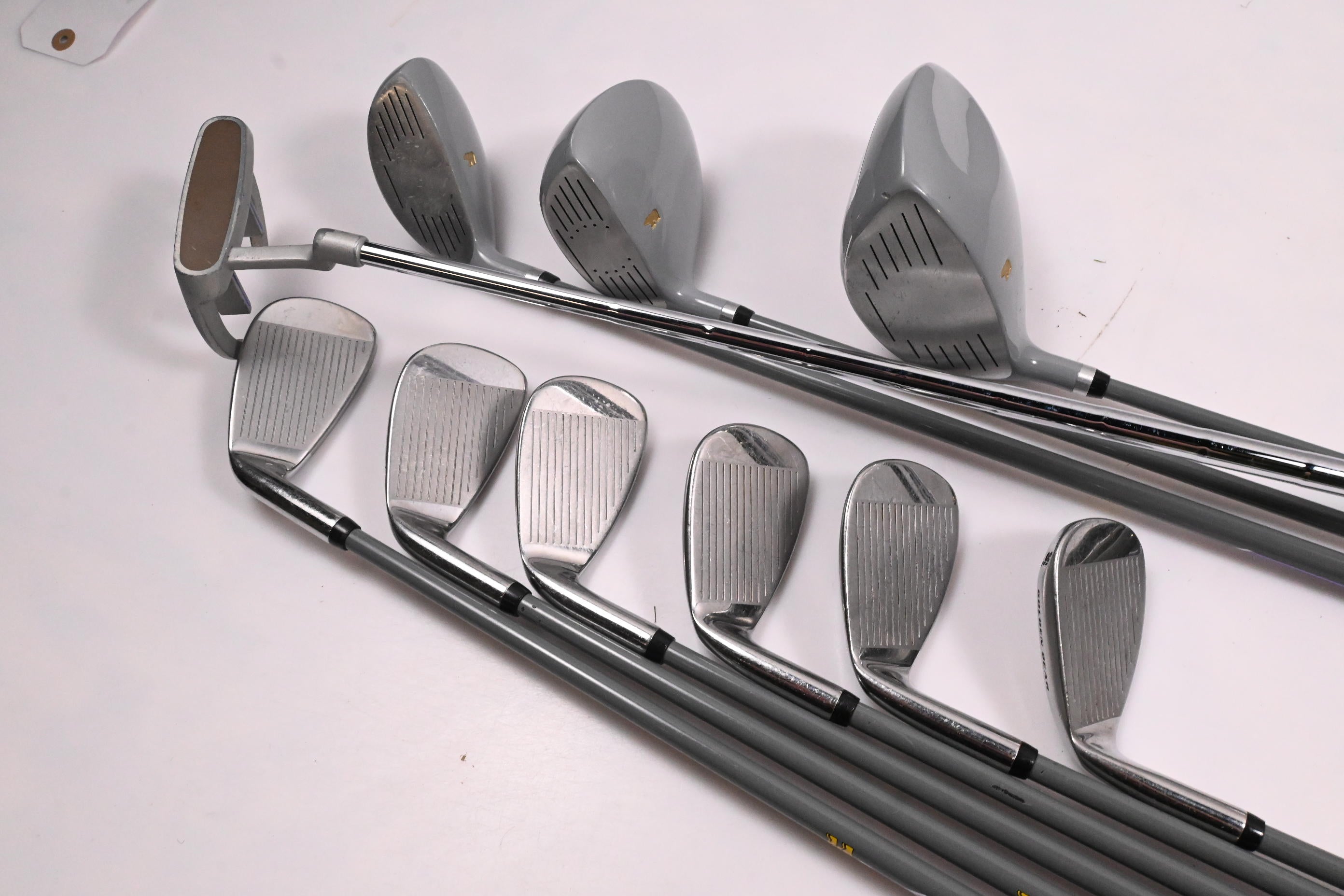 Ladies Nicklaus Golden Bear Package Set / Woods, Irons, Putter, Bag