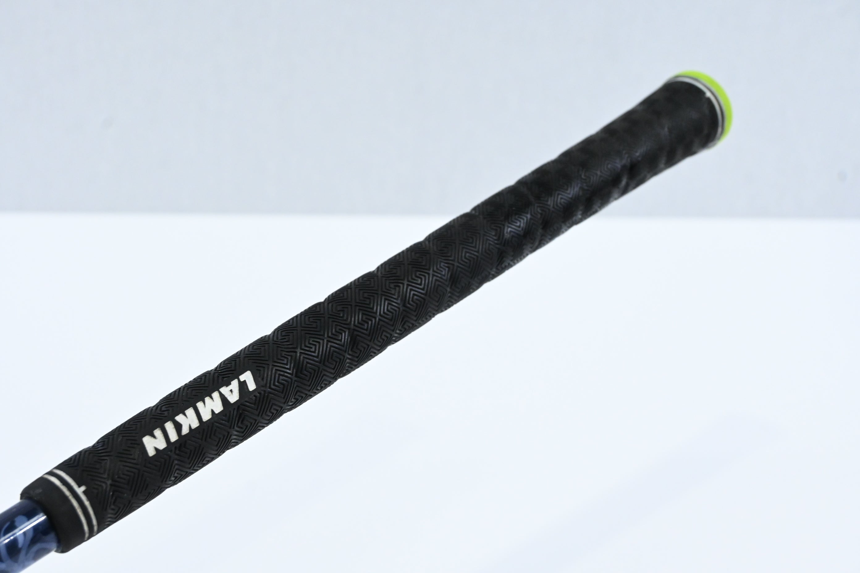 Left Hand Titleist 910 F #5 Wood / 19 Degree / Regular Flex Diamana Kai'li 75