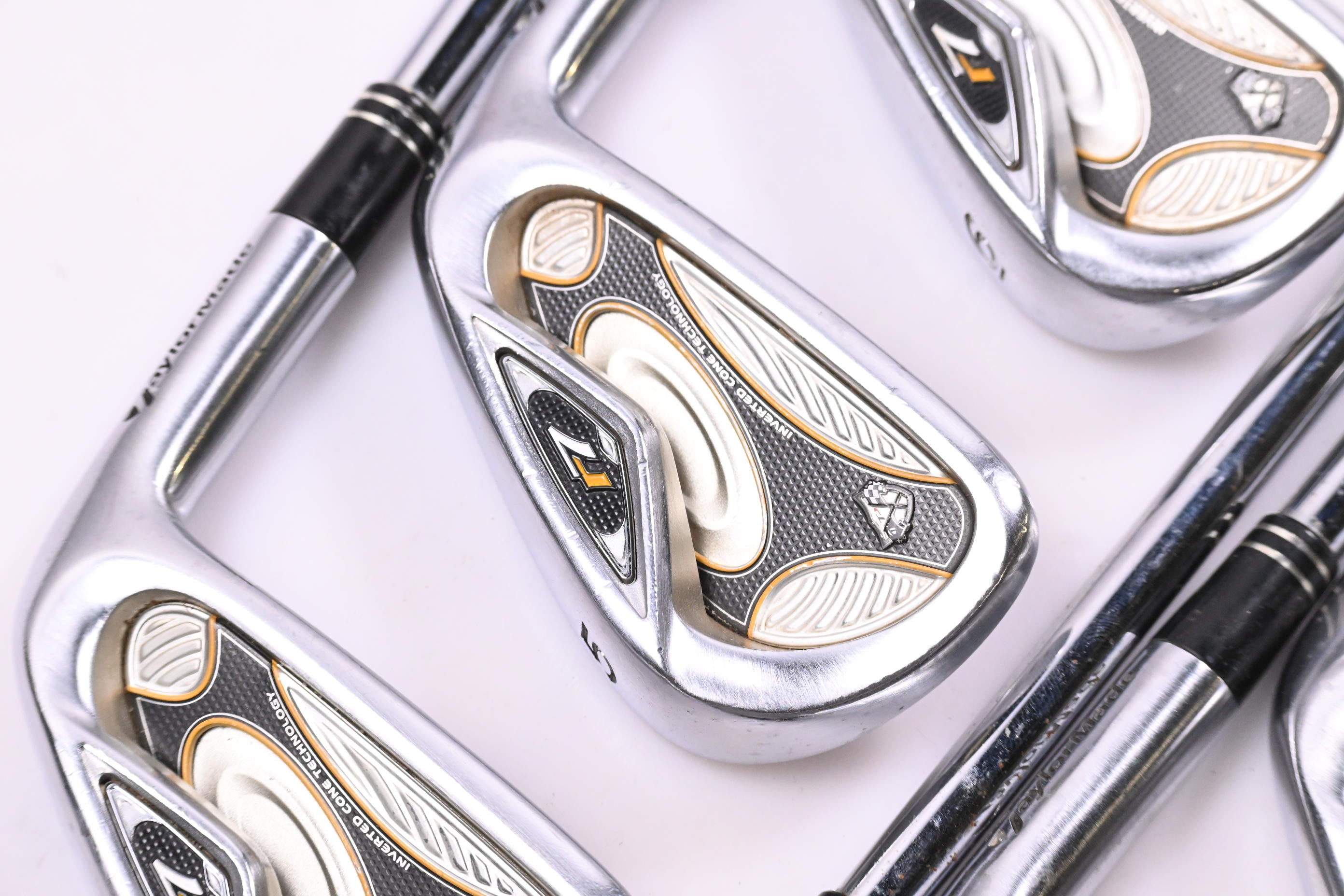 Taylormade R7 TP Irons / 4-PW / Regular Flex Taylormade Shafts