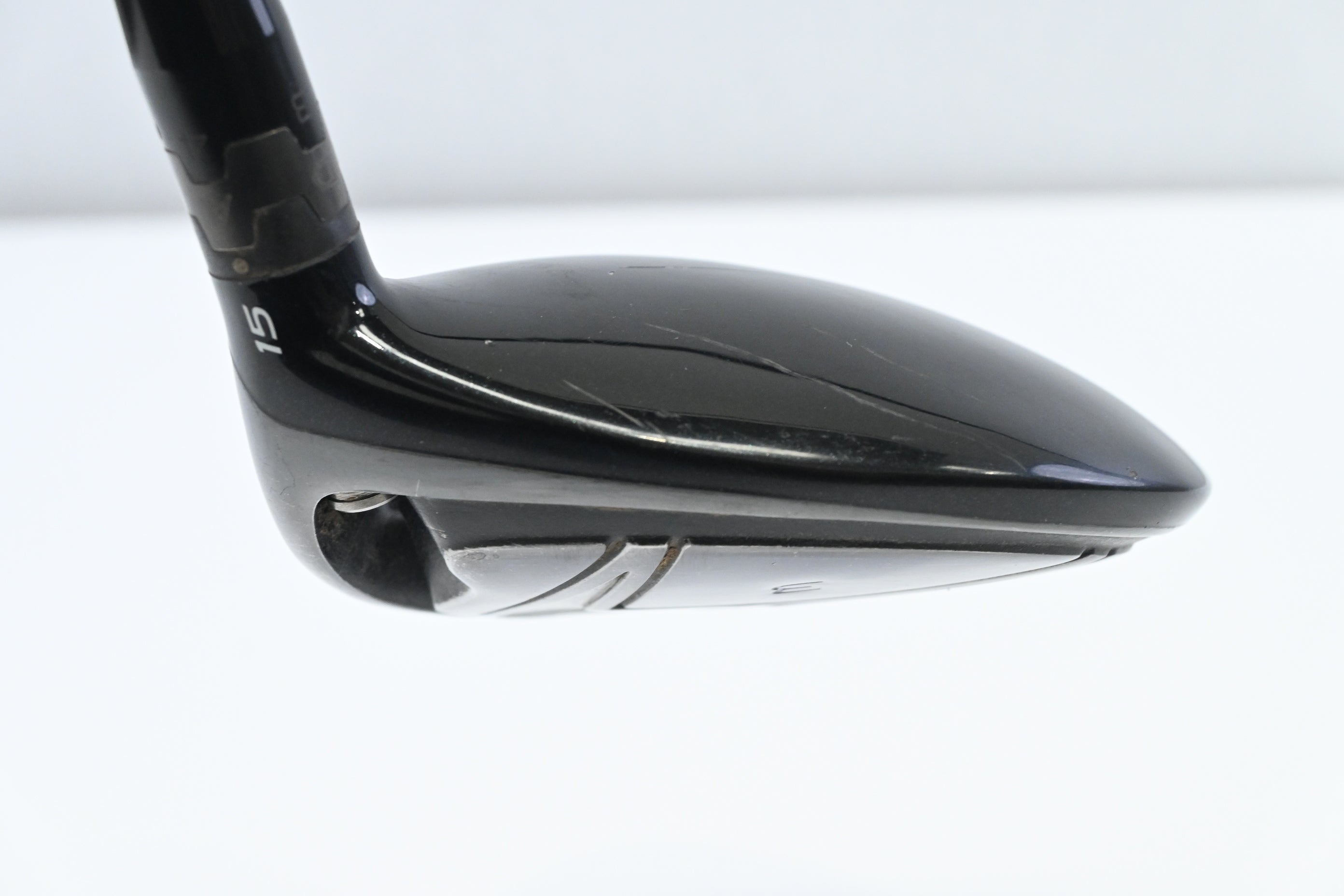 Titleist 915 F #3 Wood / 15 Degree / Stiff Flex Aldila RIP Phenom 80 Shaft
