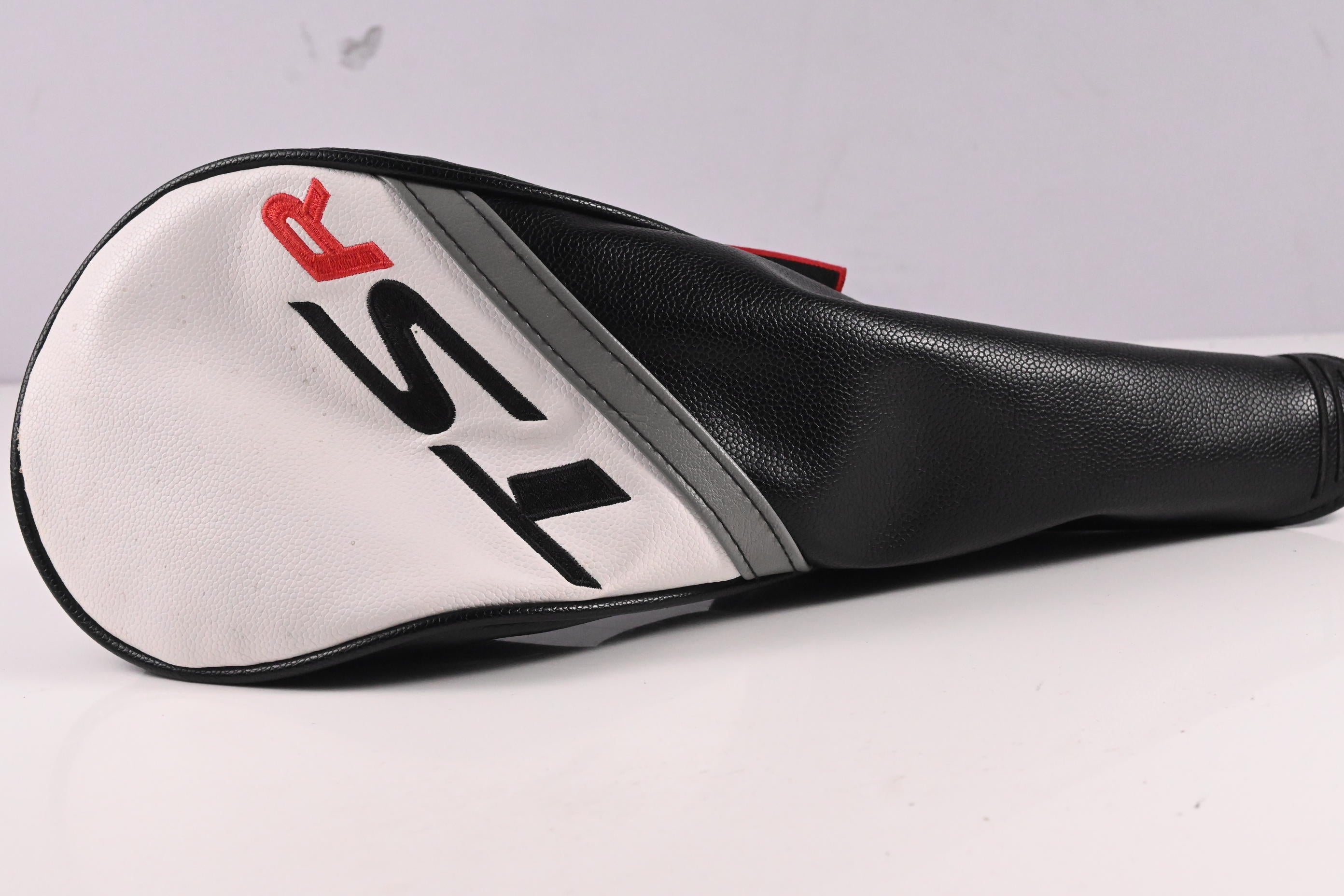 Titleist TSR2 Driver / 9 Degree / Stiff Flex HZRDUS Gen4 Black 70 Shaft