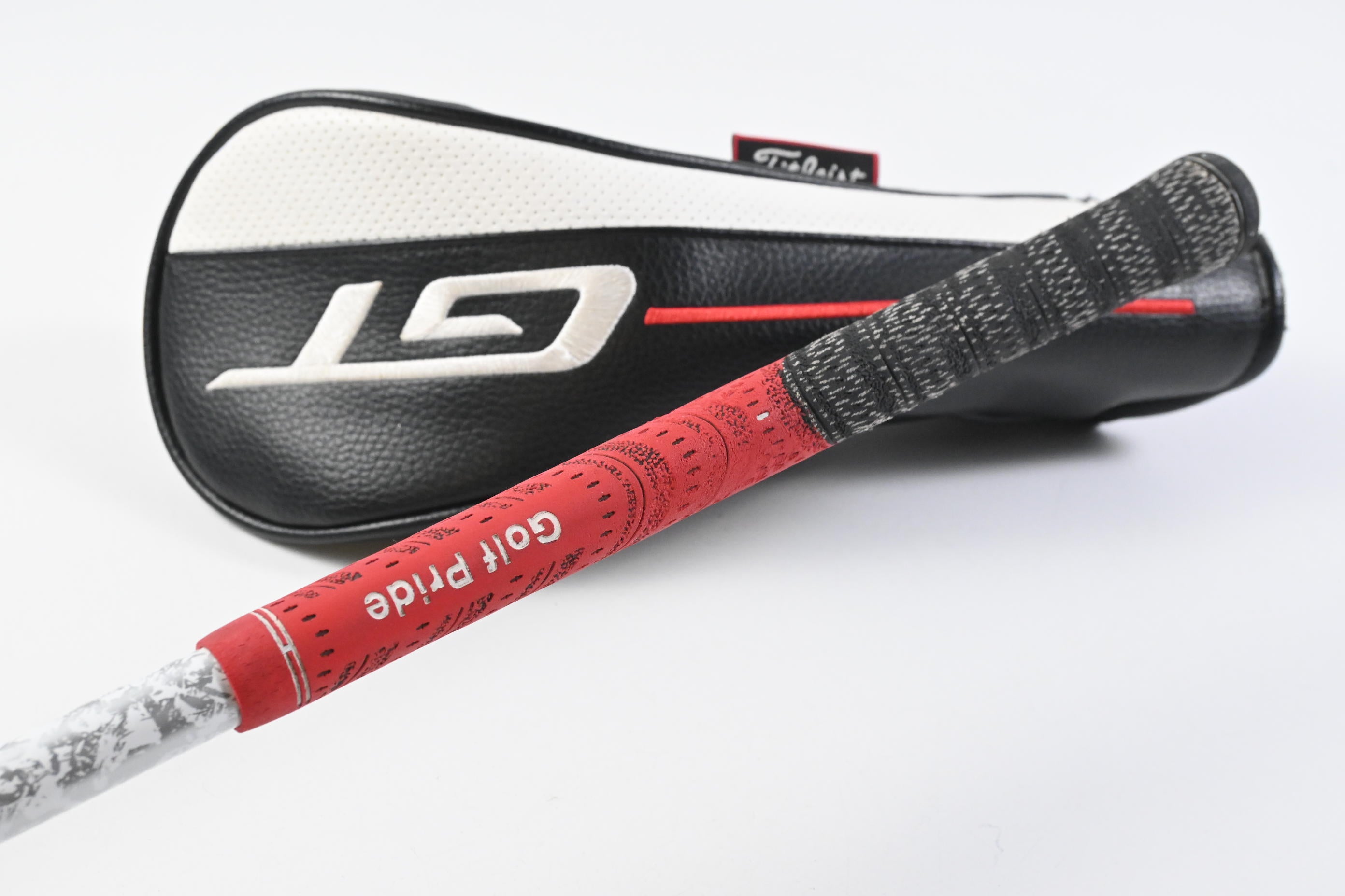 Titleist GT2 #5 Wood / 18 Degree / Regular Flex Denali Red 60 Shaft