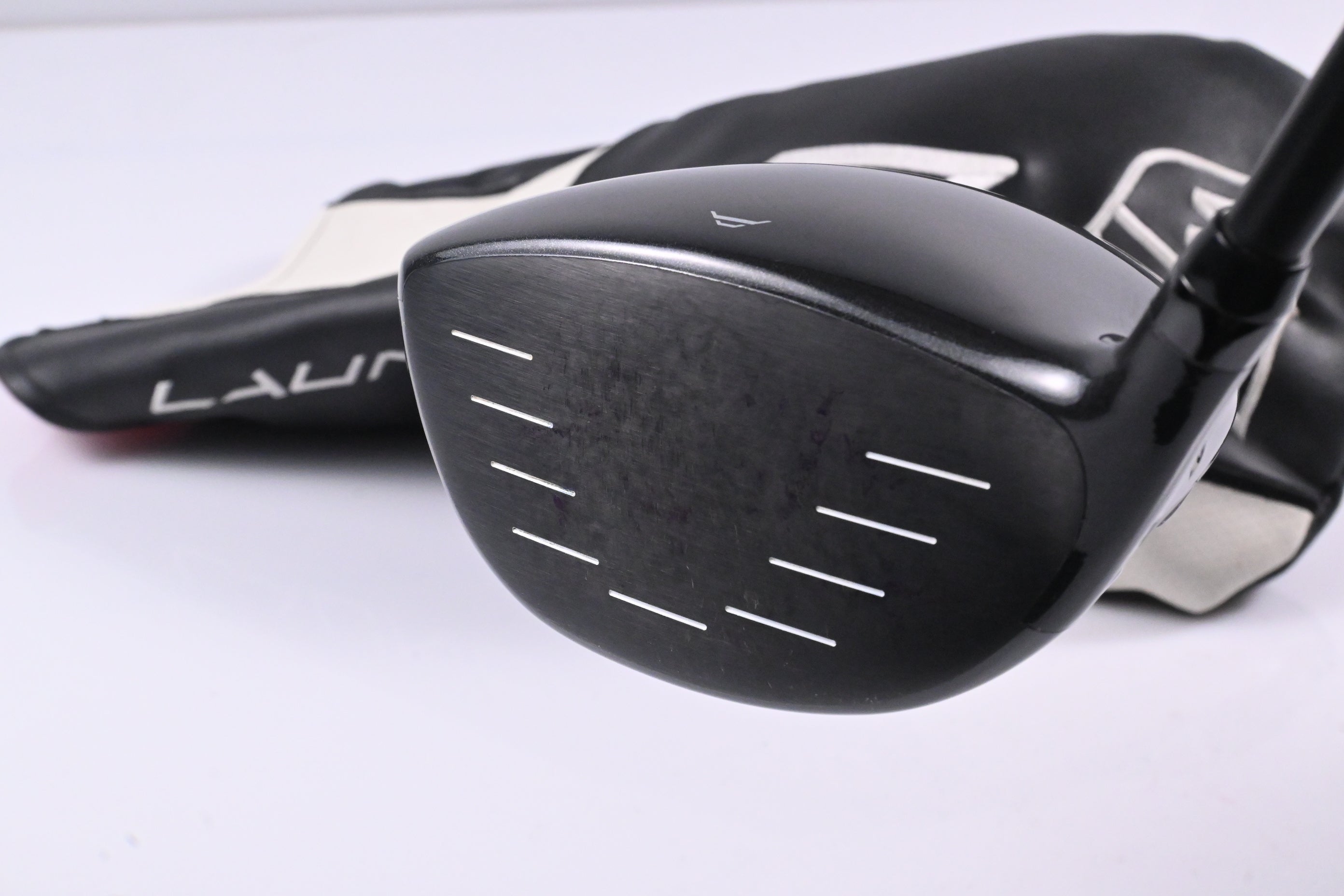 Wilson Launch Pad Driver / 13 Degree / Stiff Flex UST Helium Black 59 Shaft