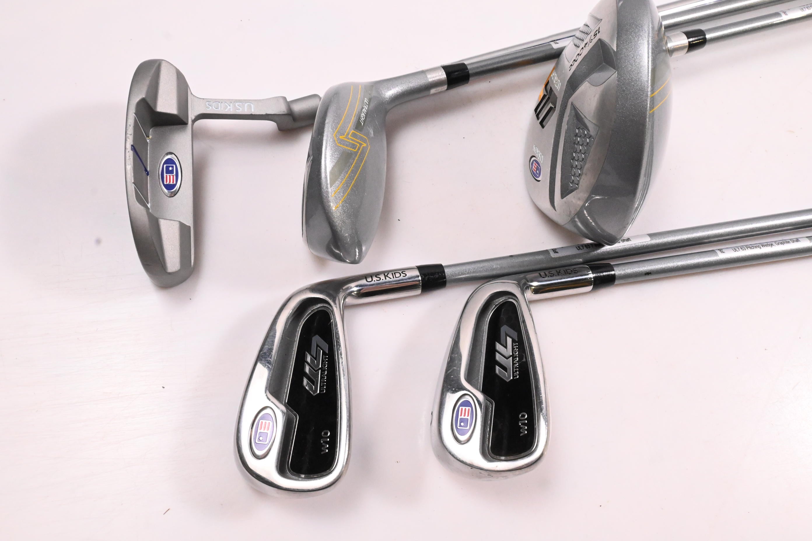 Junior US Kids Ultralight Package Set / Woods, Irons, Putter, Bag