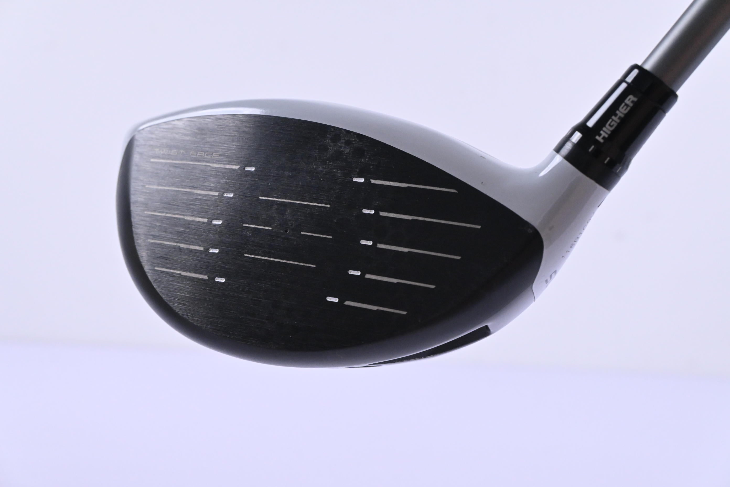 Taylormade SIM2 Driver / 10.5 Degree / Regular Flex Fujikura Airspeeder 50 Shaft