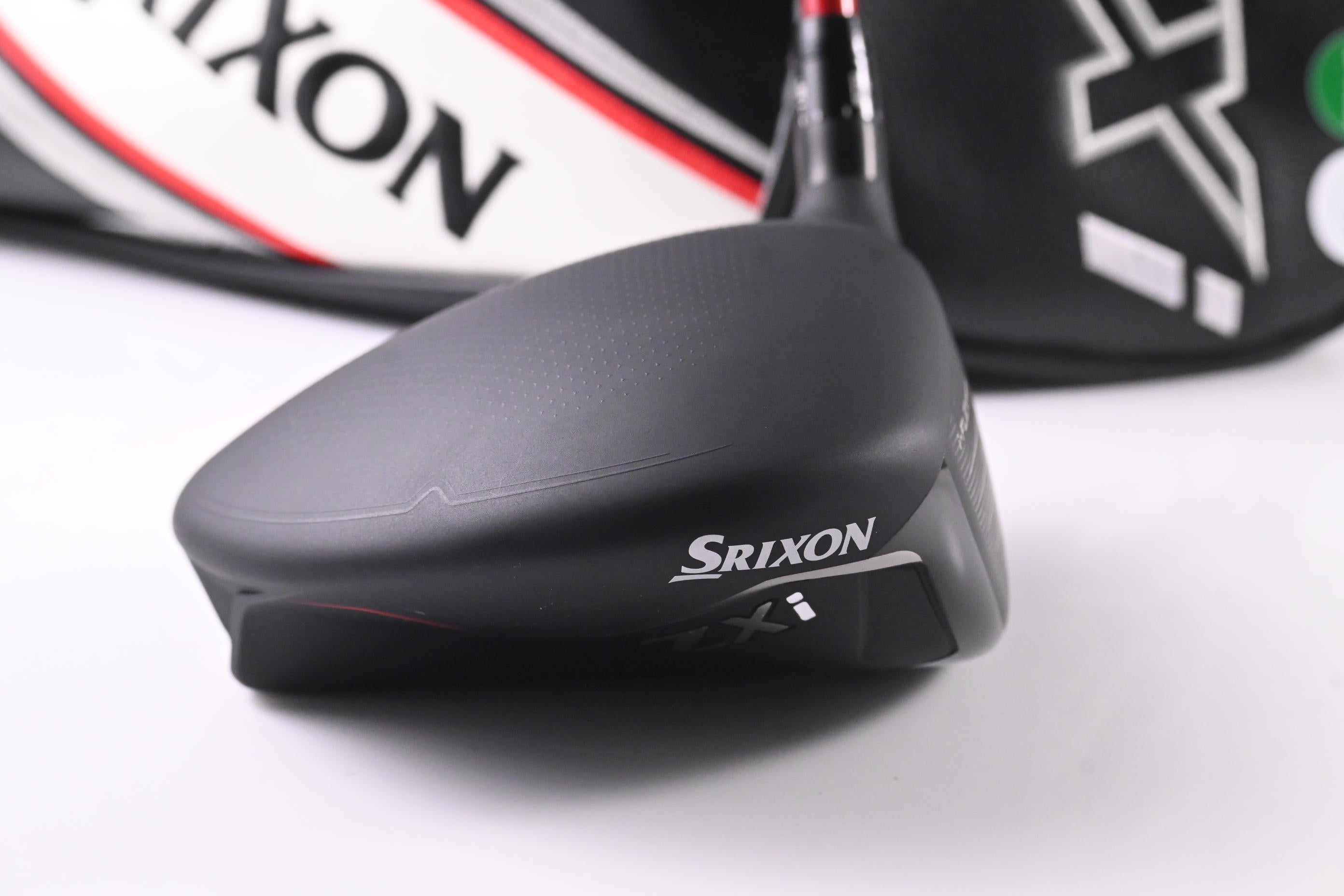 Srixon ZXi Max Driver / 10.5 Degree / Regular Flex Denali Red 50 Shaft