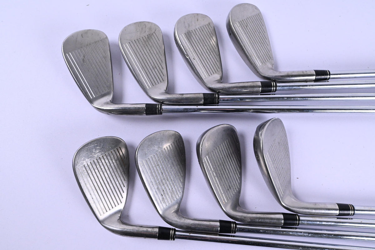 Taylormade Burner Plus Irons / 4-PW+SW / Regular Flex Burner 85 Shafts