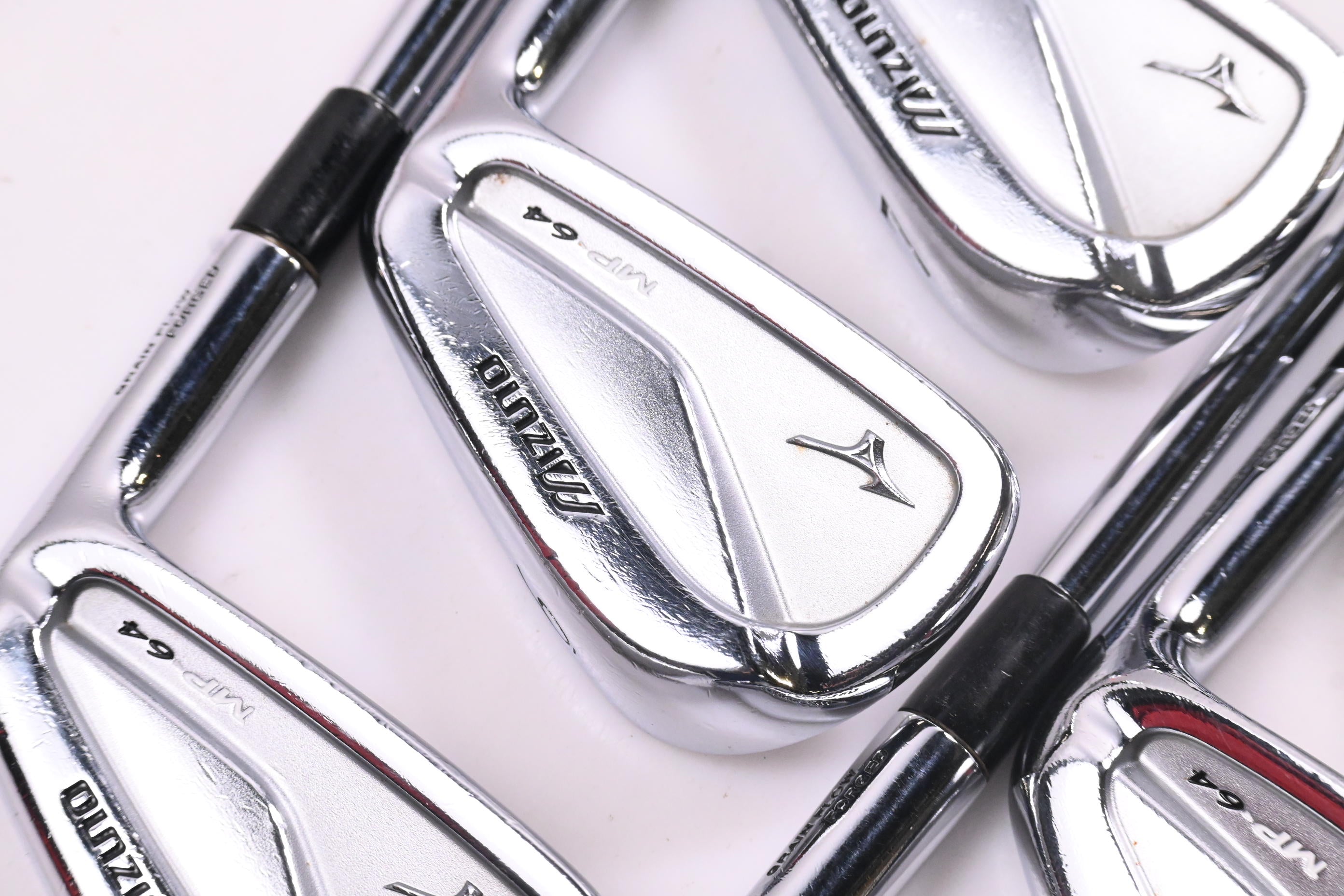 Mizuno MP-64 Irons / 6-PW / Regular Flex Dynamic Gold Shafts