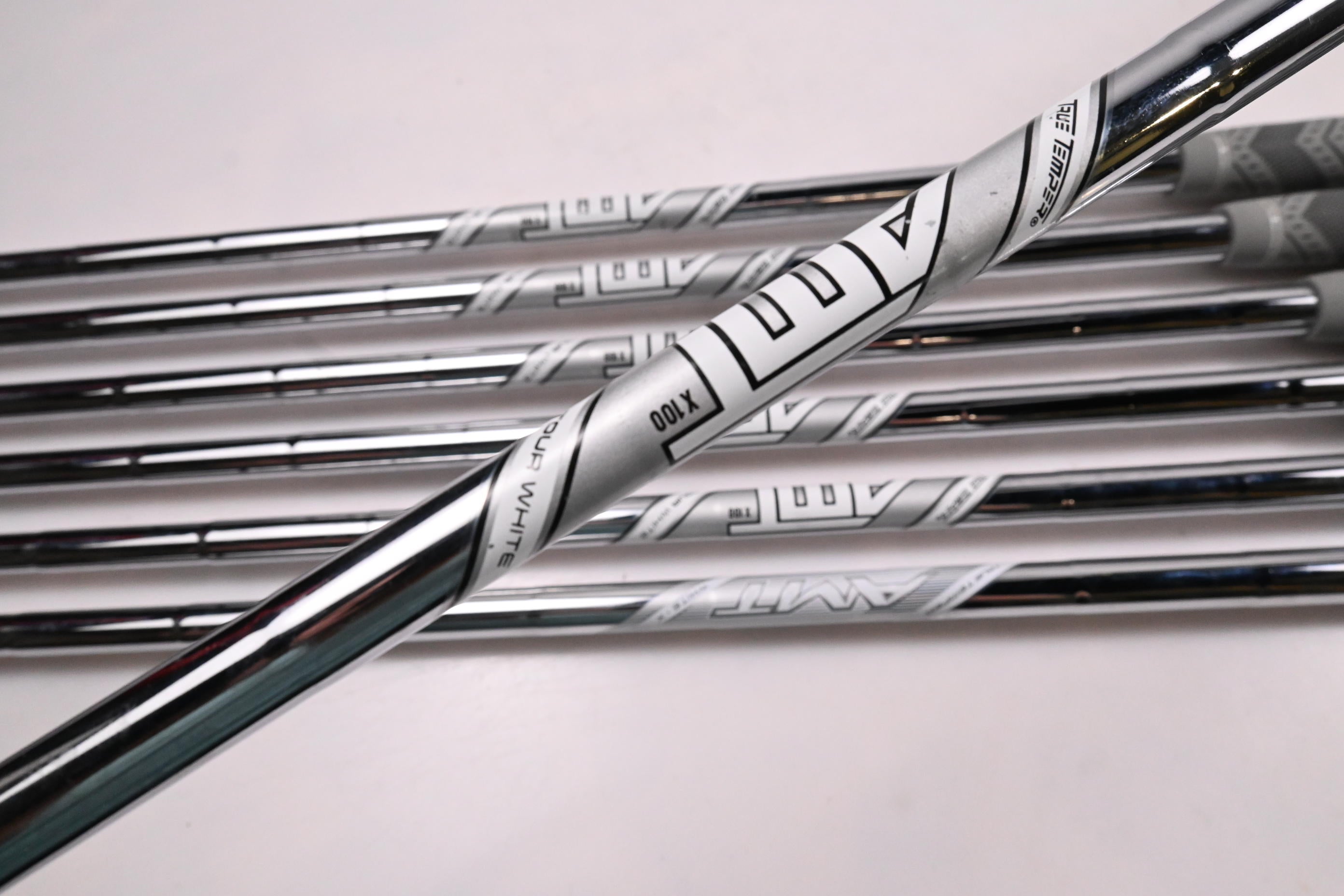 Callaway Apex Pro 24 Irons / 4-PW / X-Flex AMT Tour White X100 Shafts