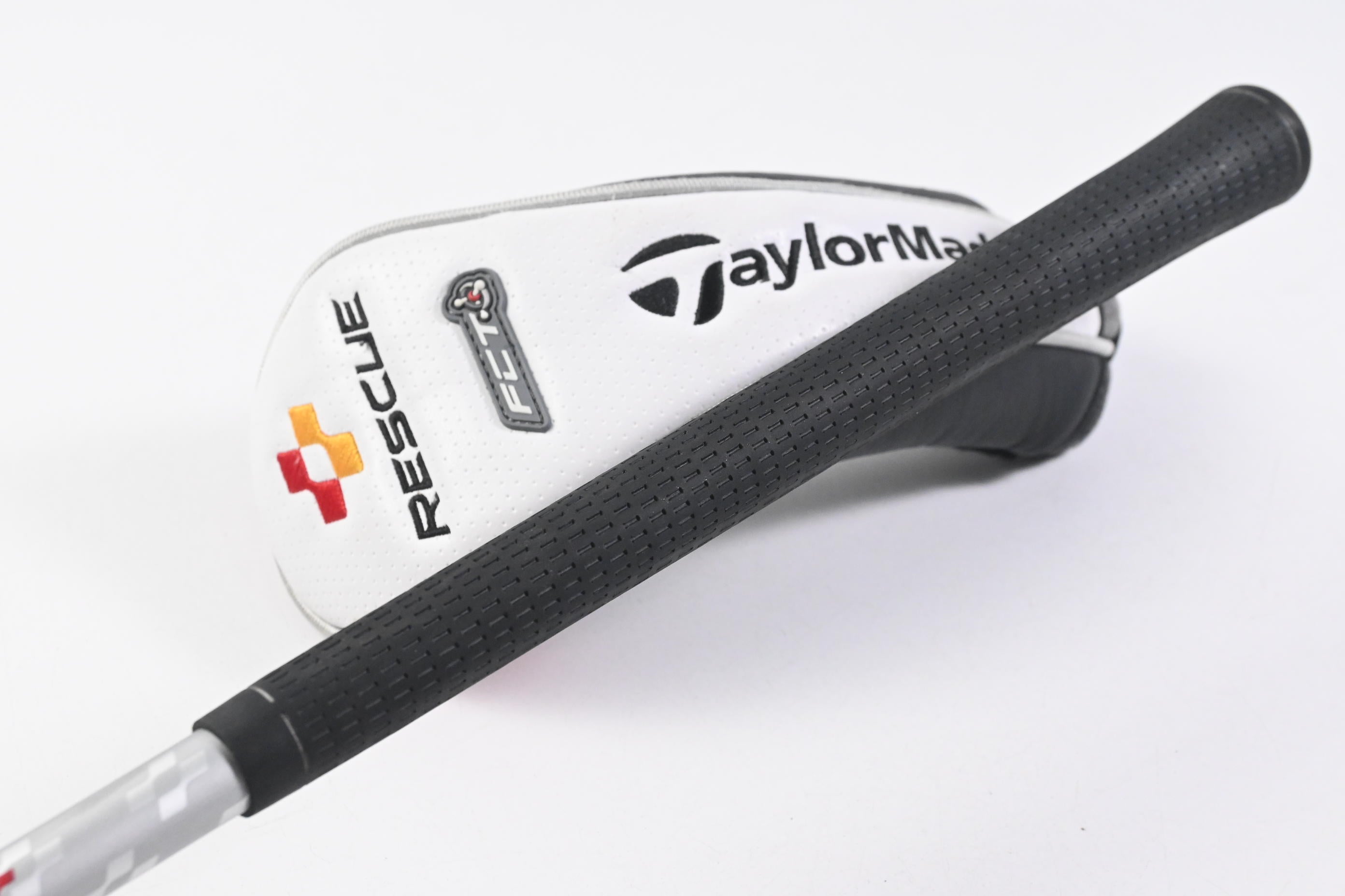 Taylormade Rescue 11 #3 Hybrid / 18 Degree / Regular Flex Aldila RIP 65 Shaft