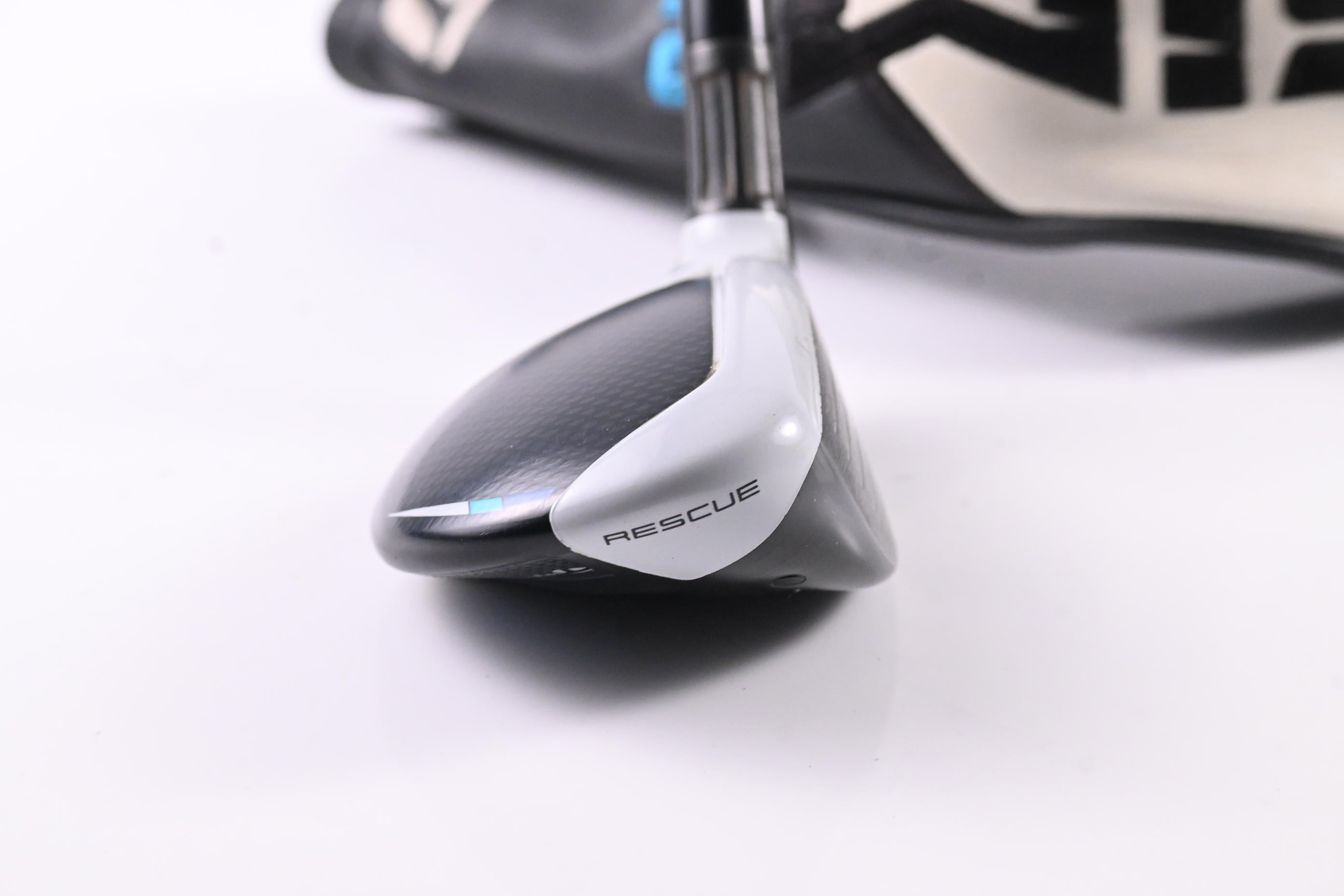 Taylormade SIM2 Max #3 Hybrid / 19 Degree / Regular Flex Ventus Blue 6 Shaft