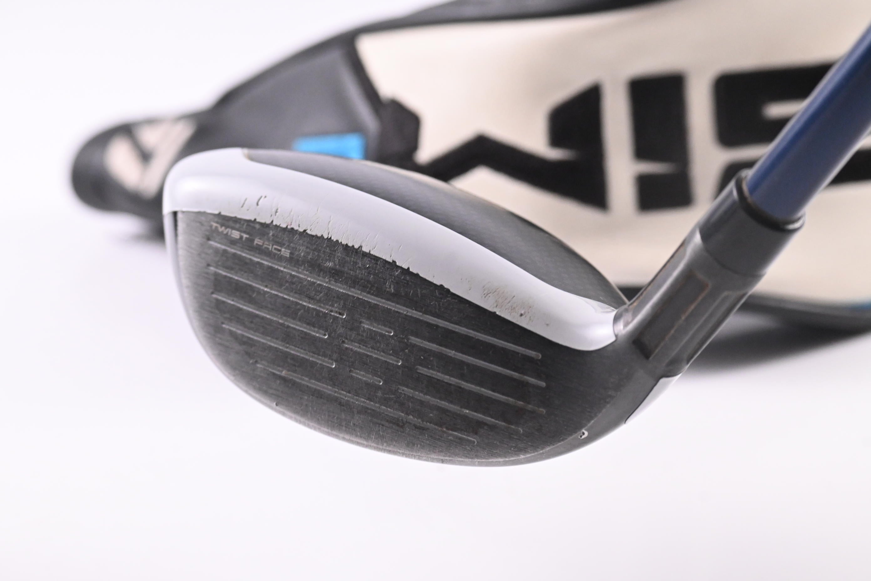 Taylormade SIM2 Max #3 Hybrid / 19 Degree / Regular Flex Ventus Blue 6 Shaft