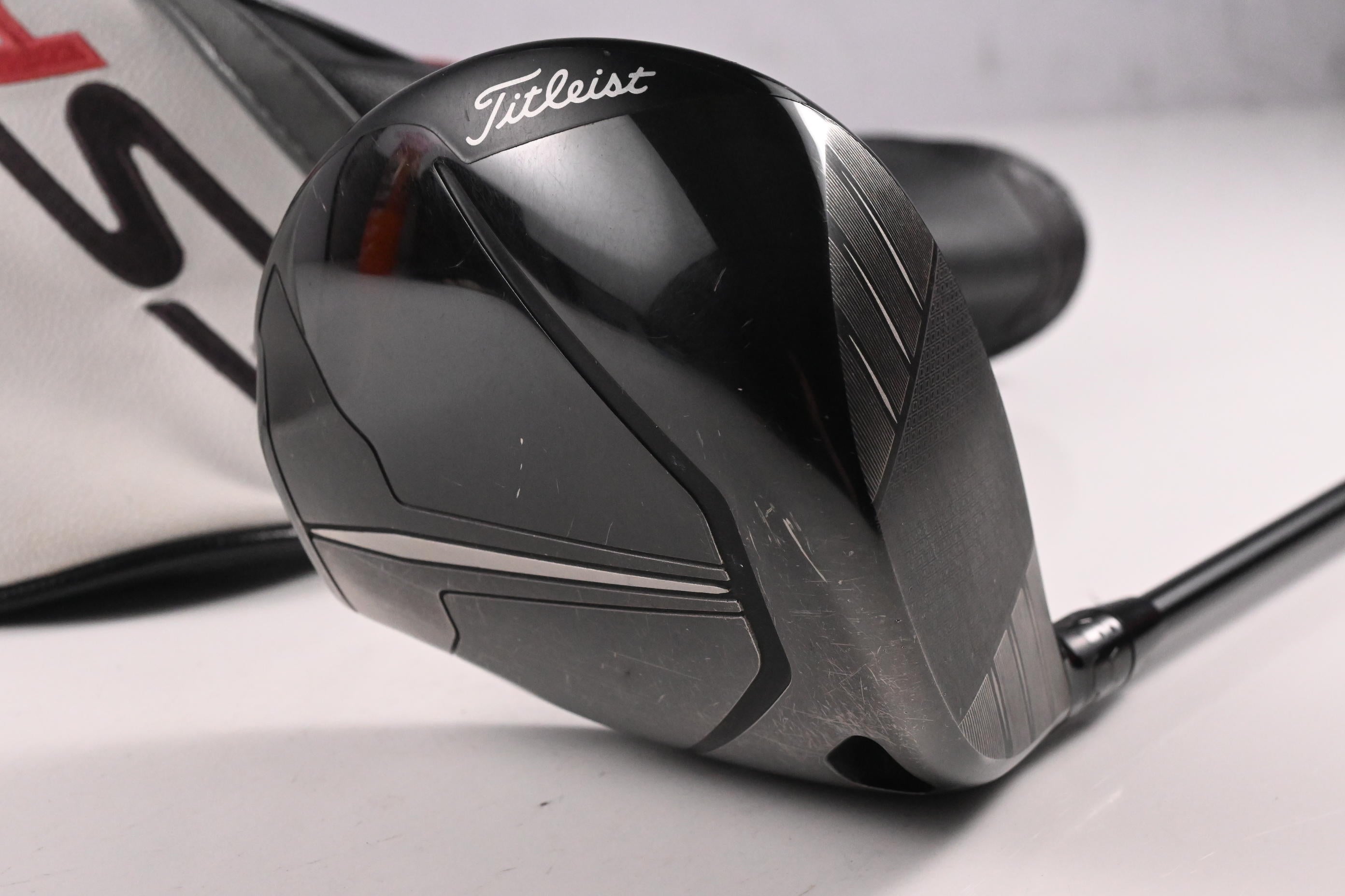 Titleist TSR2 Driver / 11 Degree / Regular Flex Tensei AV Blue 55 Shaft
