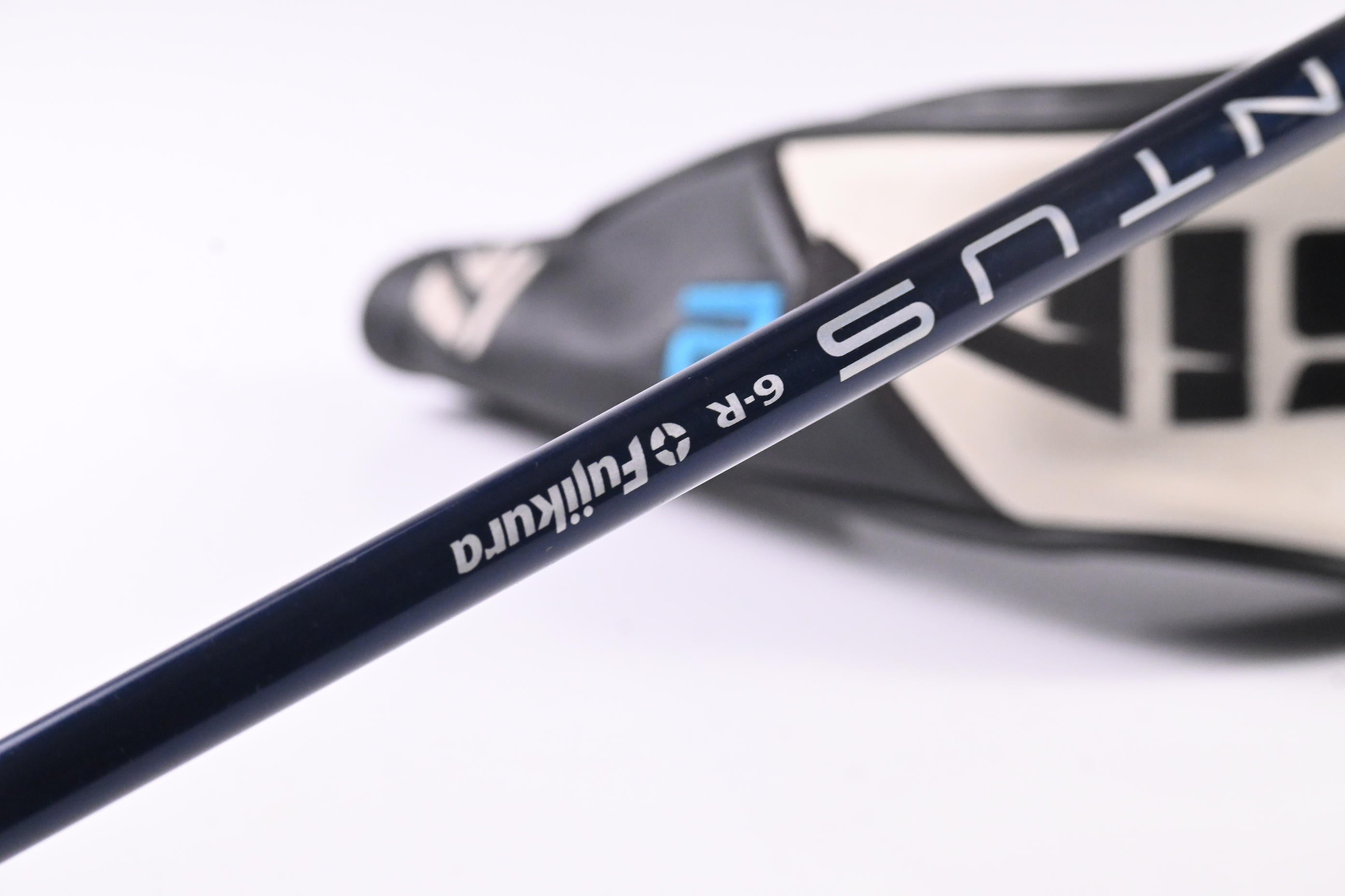 Taylormade SIM2 Max #3 Hybrid / 19 Degree / Regular Flex Ventus Blue 6 Shaft