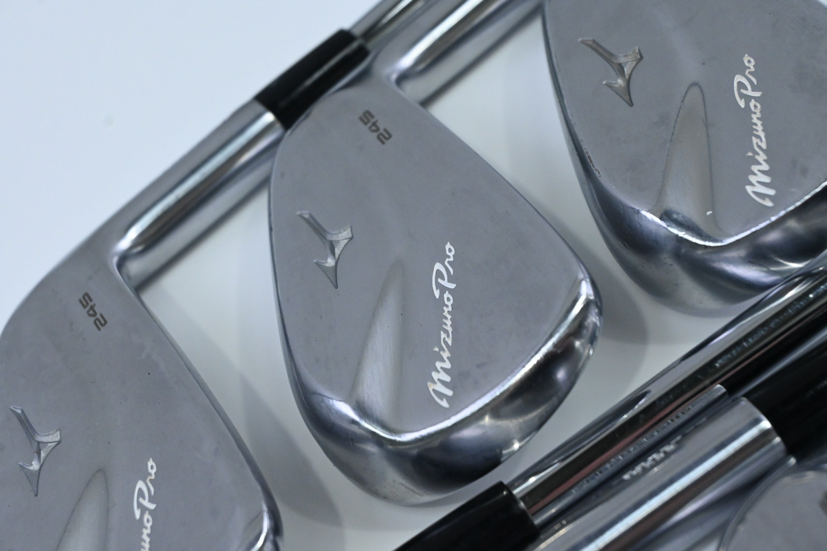 Mizuno Pro 245 Irons / 5-PW+GW / Stiff Flex NS Pro Modus3 Tour 105 Shafts