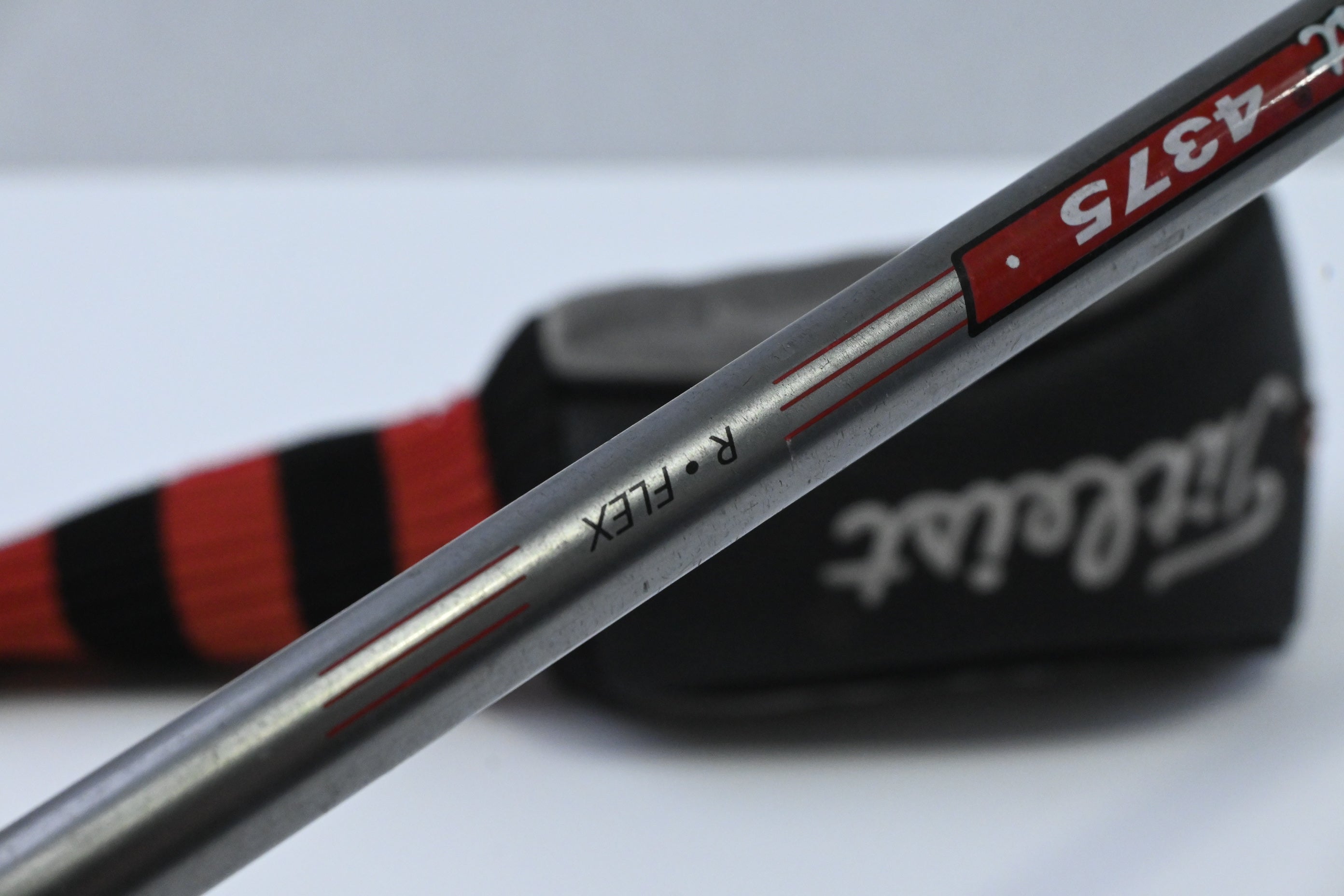 Titleist 980 F #3 Wood / 15 Degree / Regular Flex Titleist 4375 Shaft