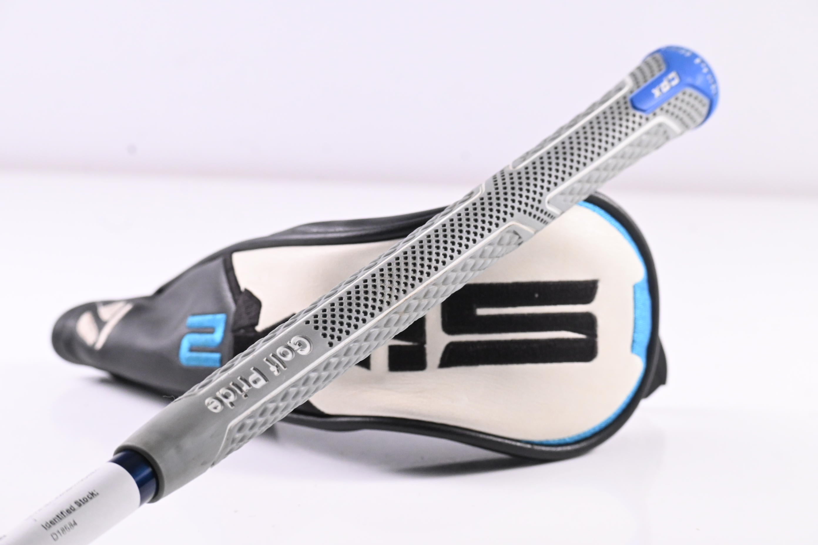Taylormade SIM2 Max #3 Hybrid / 19 Degree / Regular Flex Ventus Blue 6 Shaft