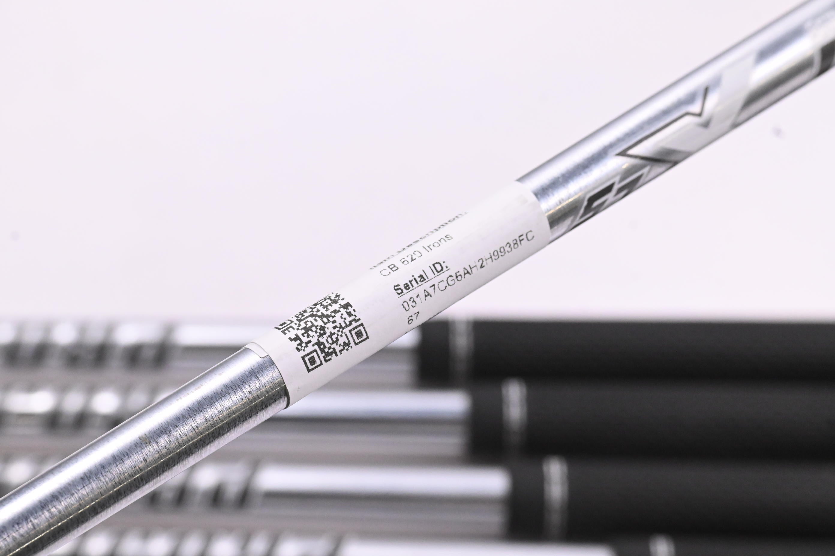 Titleist CB/MB 620 Irons / 4-9i / X-Flex Project X LS 125 Shafts