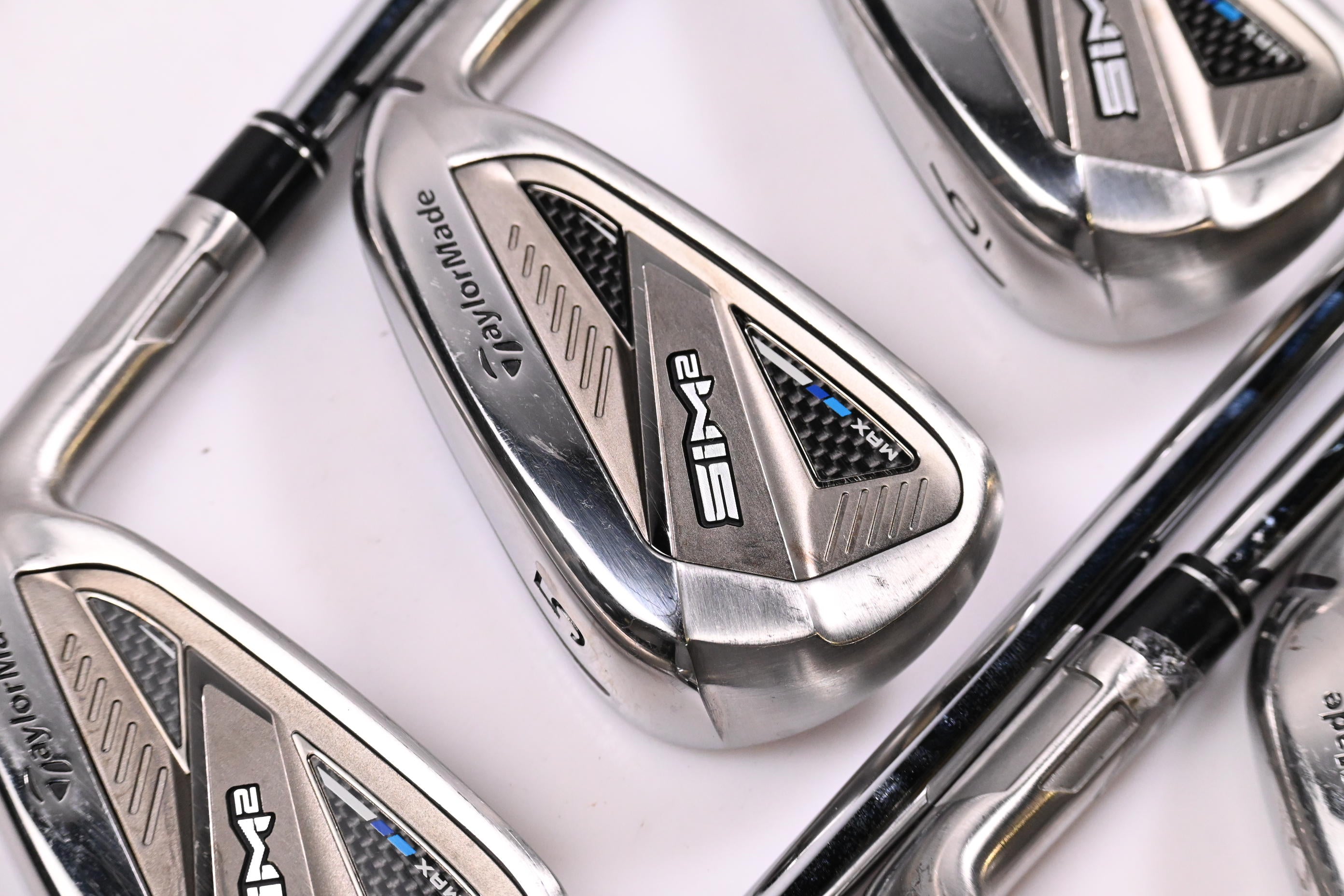 Taylormade SIM2 Max Irons / 4-PW / Regular Flex KBS MAX MT 85 Shafts