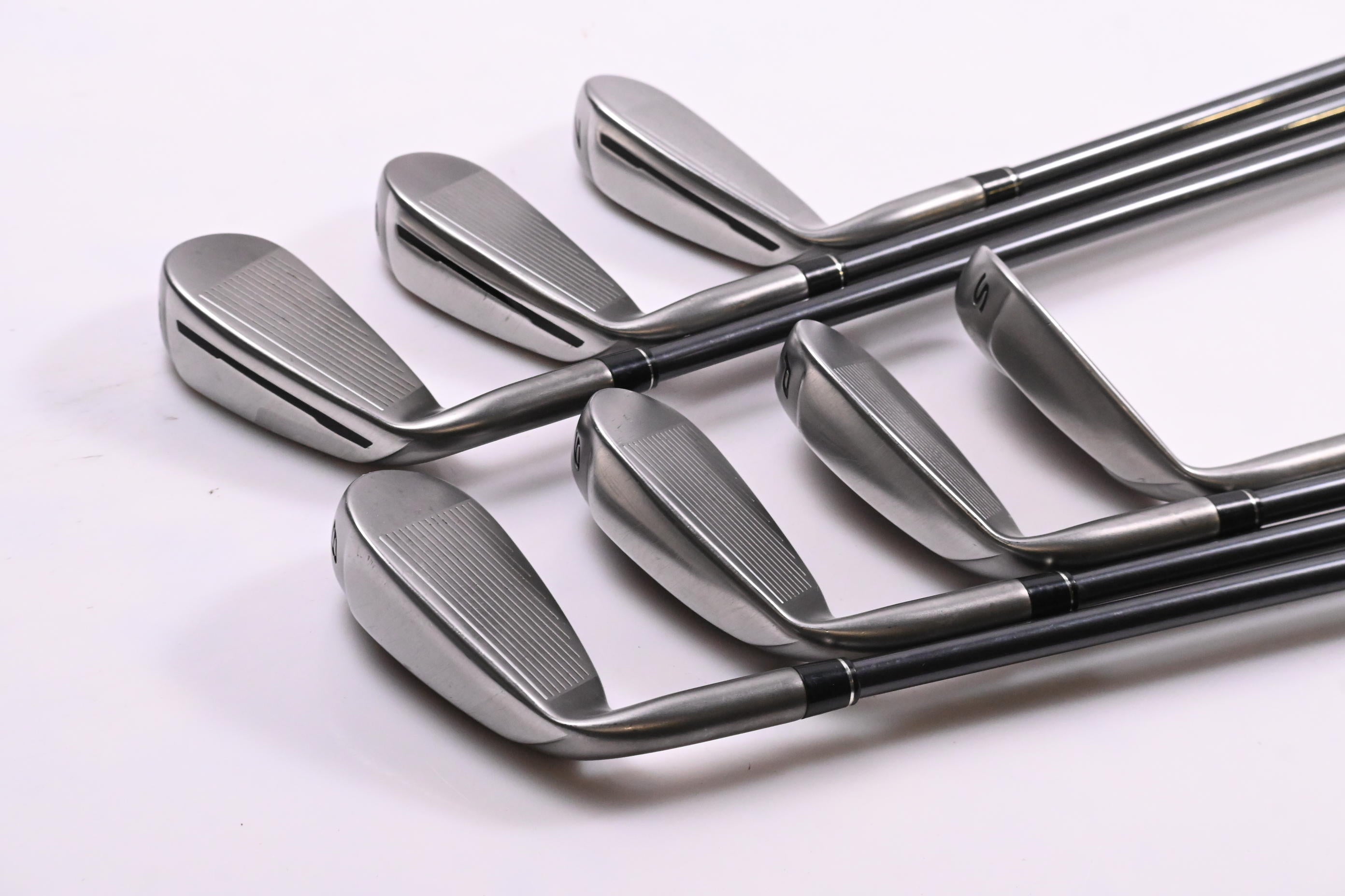 Taylormade Aeroburner Irons / 5-PW-SW / Regular Flex Reax 60 Shaft