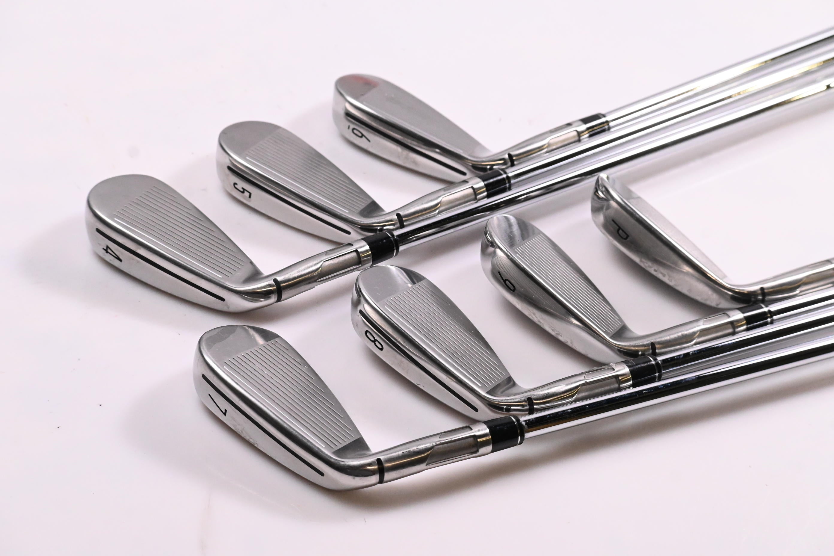 Taylormade SIM2 Max Irons / 4-PW / Regular Flex KBS MAX MT 85 Shafts