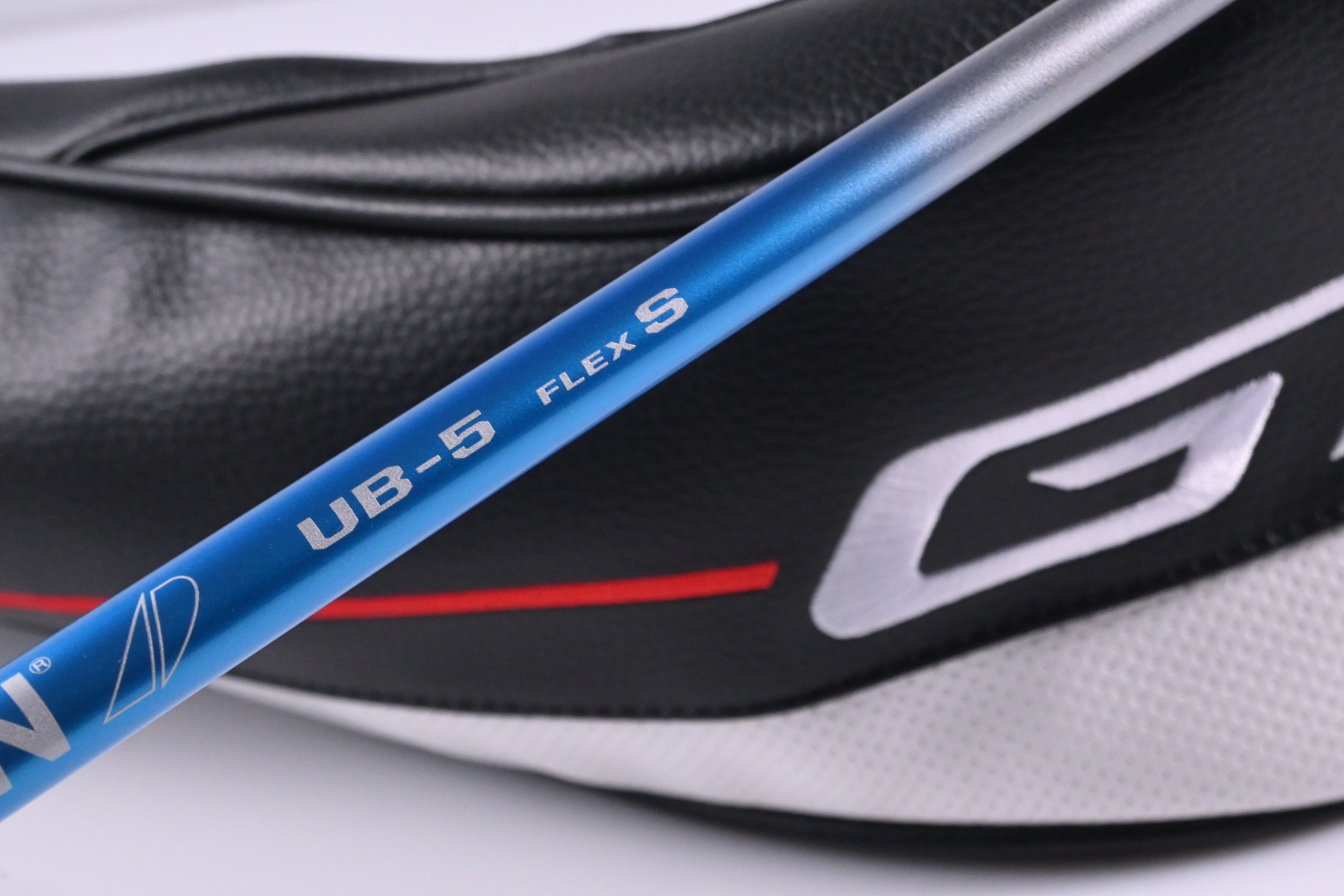 Titleist GT2 Driver / 10 Degree / Stiff Flex Tour AD UB-5 Shaft