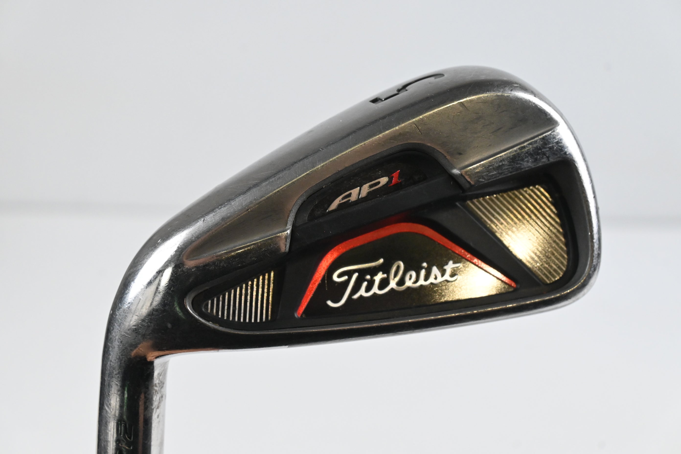 Left Hand Titleist 712 AP1 #5 Iron / 26 Degree / Regular Flex Dynamic Gold R300